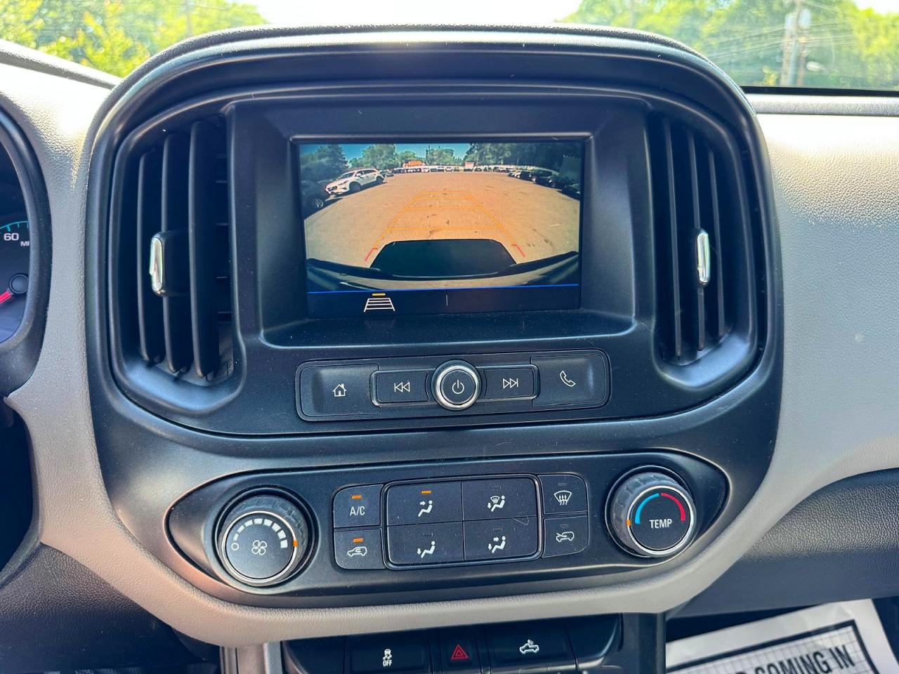 2020 Chevrolet Colorado Серебряный vin: 1GCHTBEA4L1213216