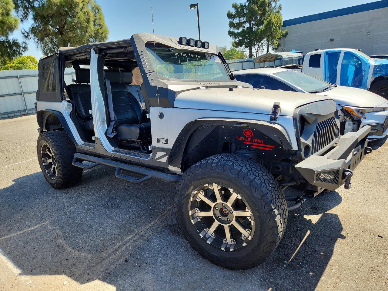 2007 Jeep Wrangler X Silver vin: 1J4GA39167L161948