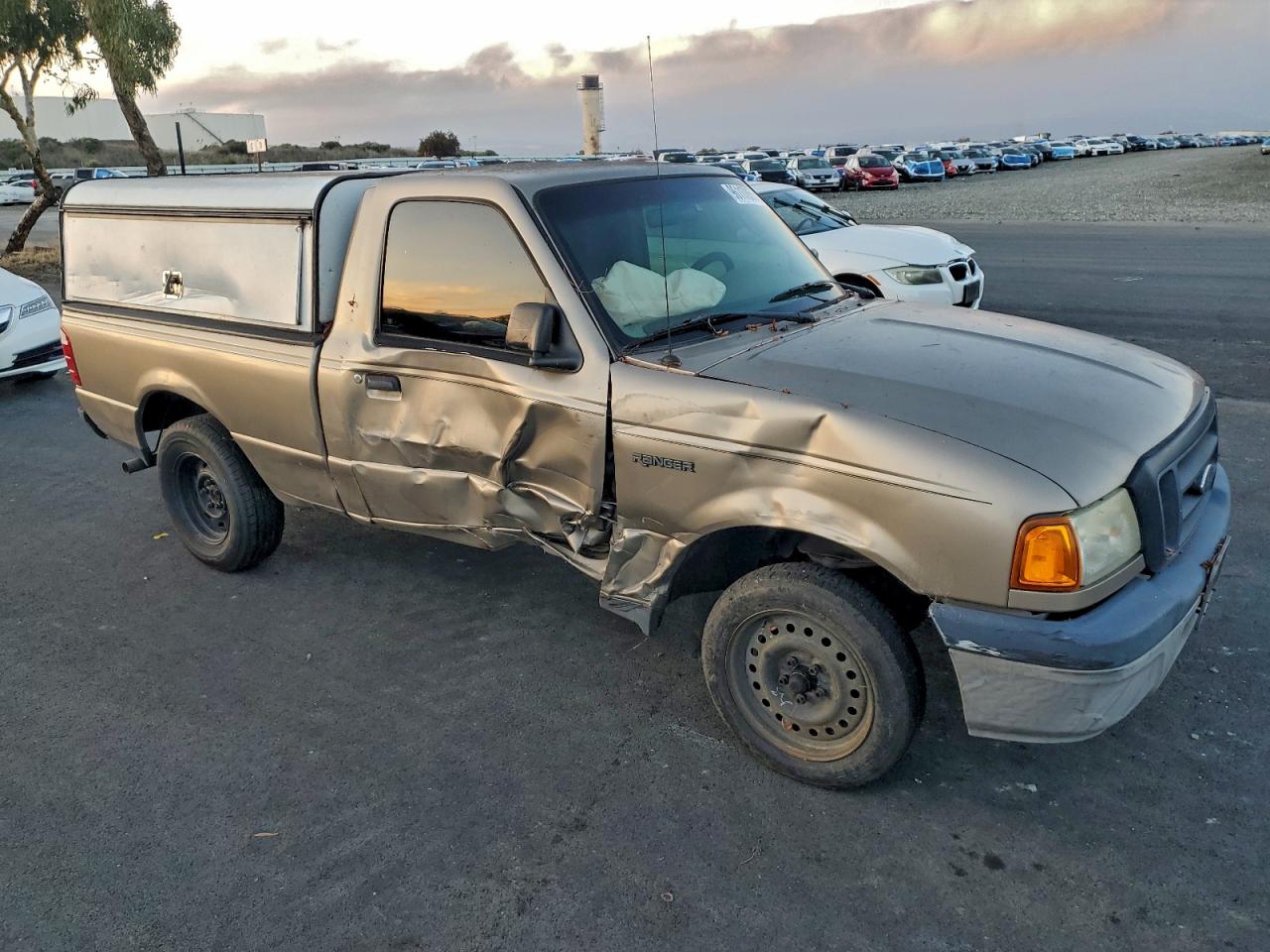 2005 Ford Ranger Tan vin: 1FTYR10D85PA86433