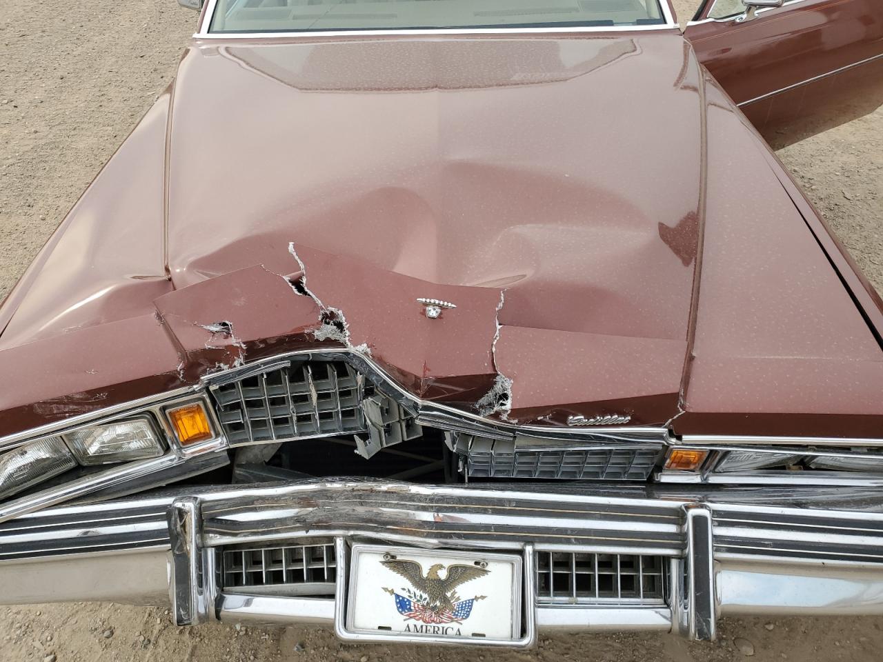 1978 Cadillac Deville Коричневый vin: 6D47S8Q273035