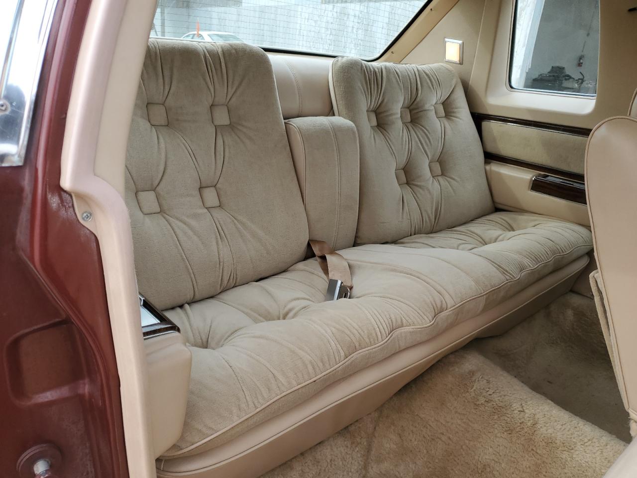 1978 Cadillac Deville Коричневый vin: 6D47S8Q273035