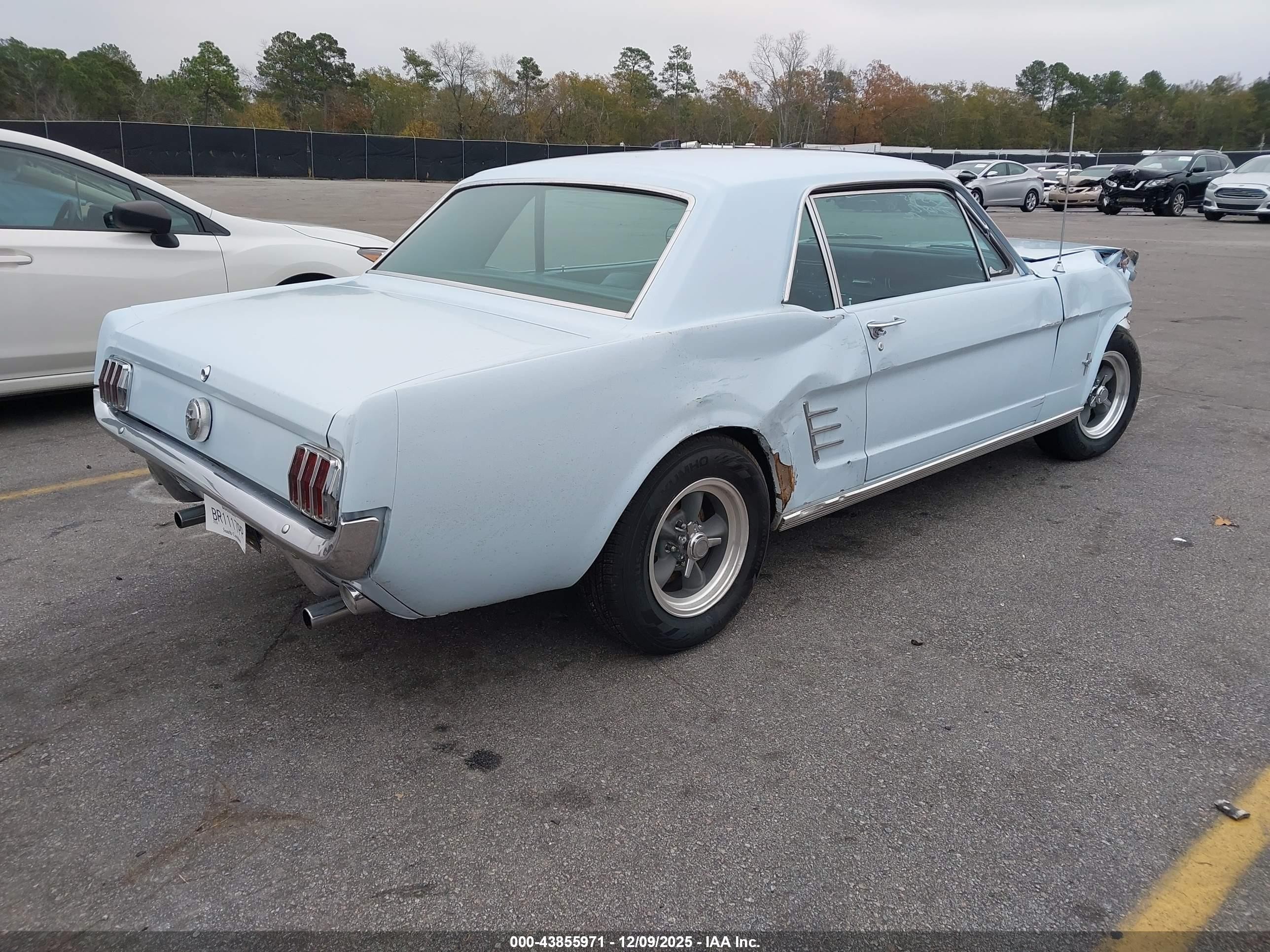 1966 Ford Mustang   Синий vin: 6F07C188367      