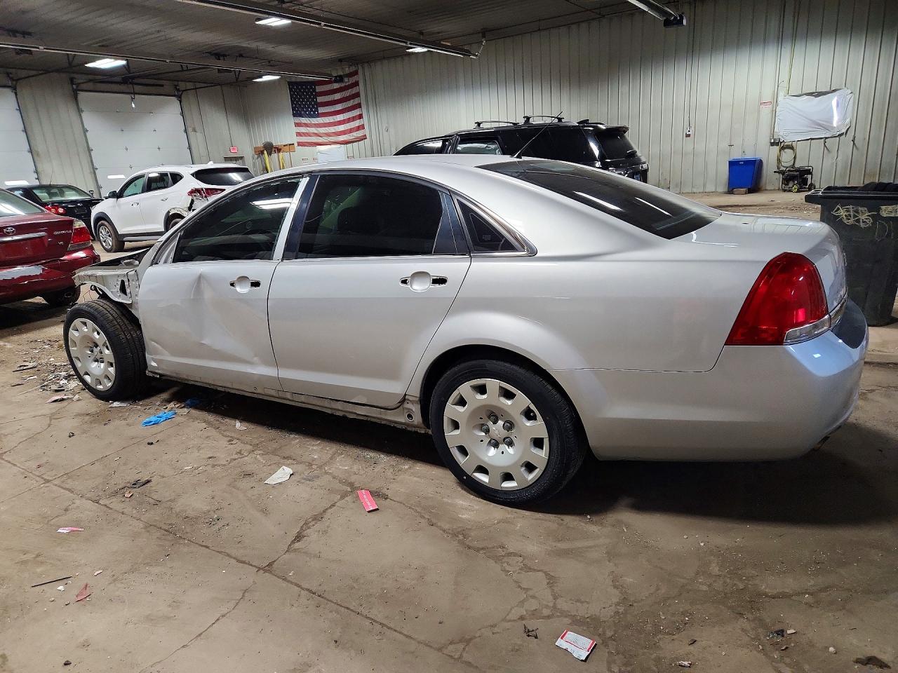 2013 Chevrolet Caprice Police Silver vin: 6G1MK5R25DL809197