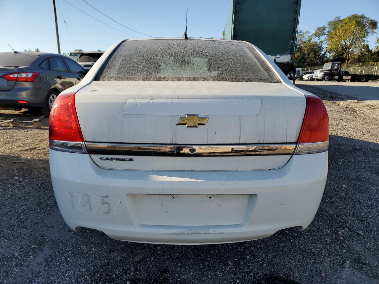 2012 Chevrolet Caprice Police White vin: 6G1MK5R30CL666229