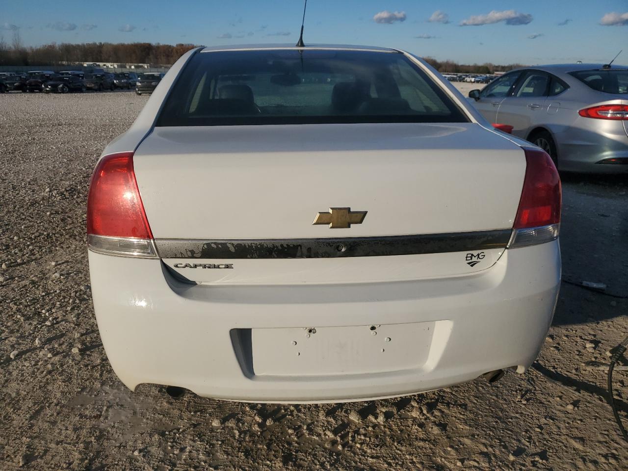 2012 Chevrolet Caprice Police White vin: 6G1MK5R36CL661939