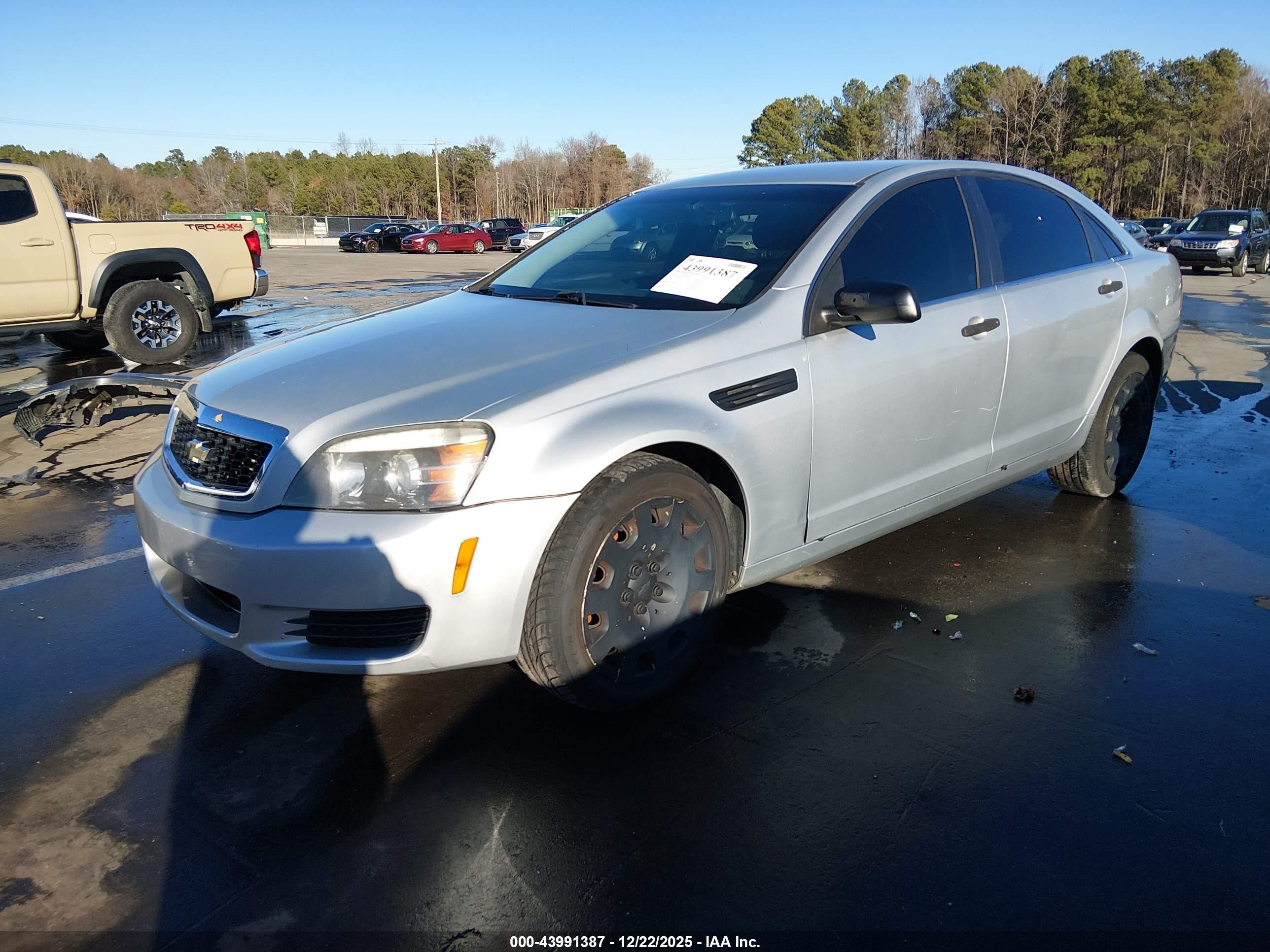 2012 Chevrolet Caprice Police Silver vin: 6G1MK5U23CL647995