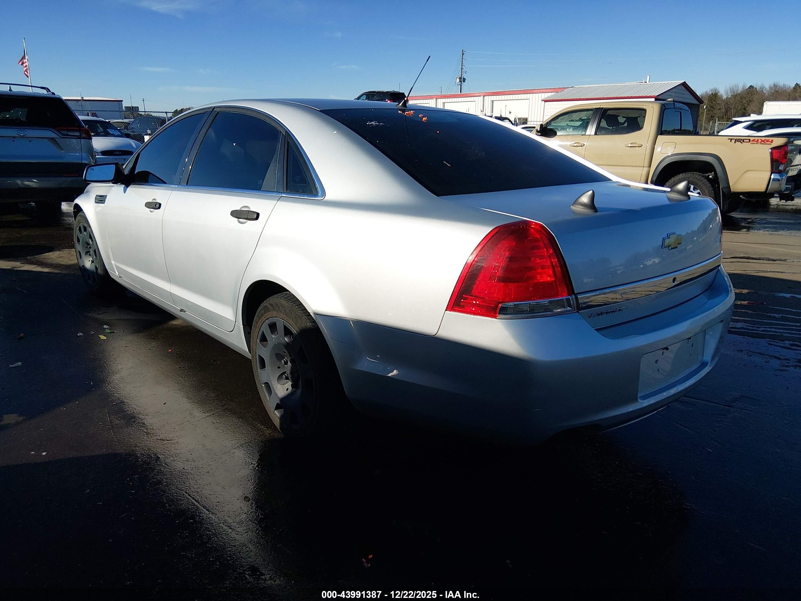 2012 Chevrolet Caprice Police Silver vin: 6G1MK5U23CL647995