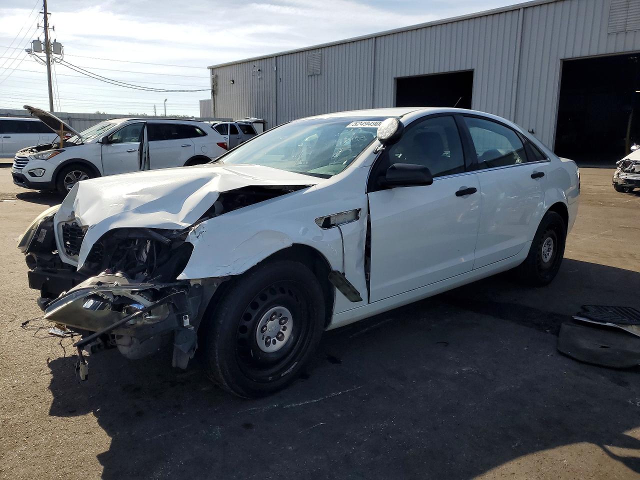 2012 Chevrolet Caprice Police White vin: 6G1MK5U25CL601195