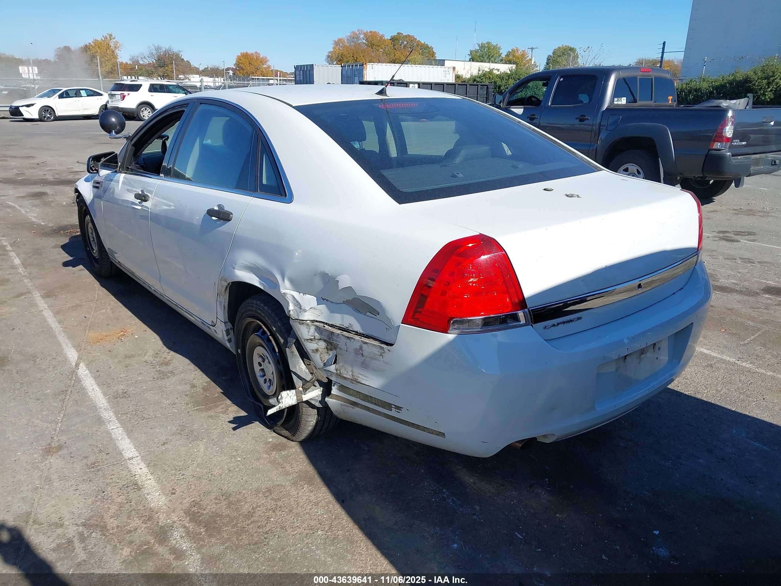 2012 Chevrolet Caprice Police White vin: 6G1MK5U25CL654866