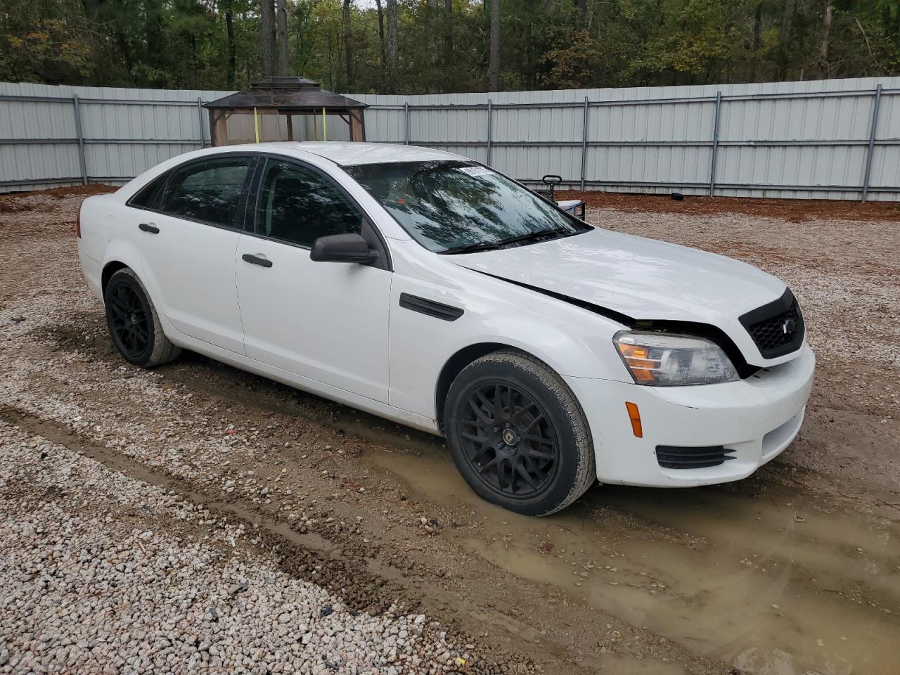 2013 Chevrolet Caprice Police White vin: 6G1MK5U33DL827147