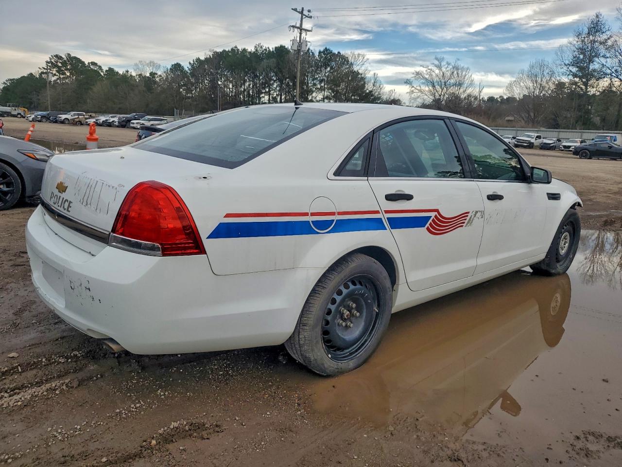 2012 Chevrolet Caprice Police White vin: 6G1MK5U37CL660239