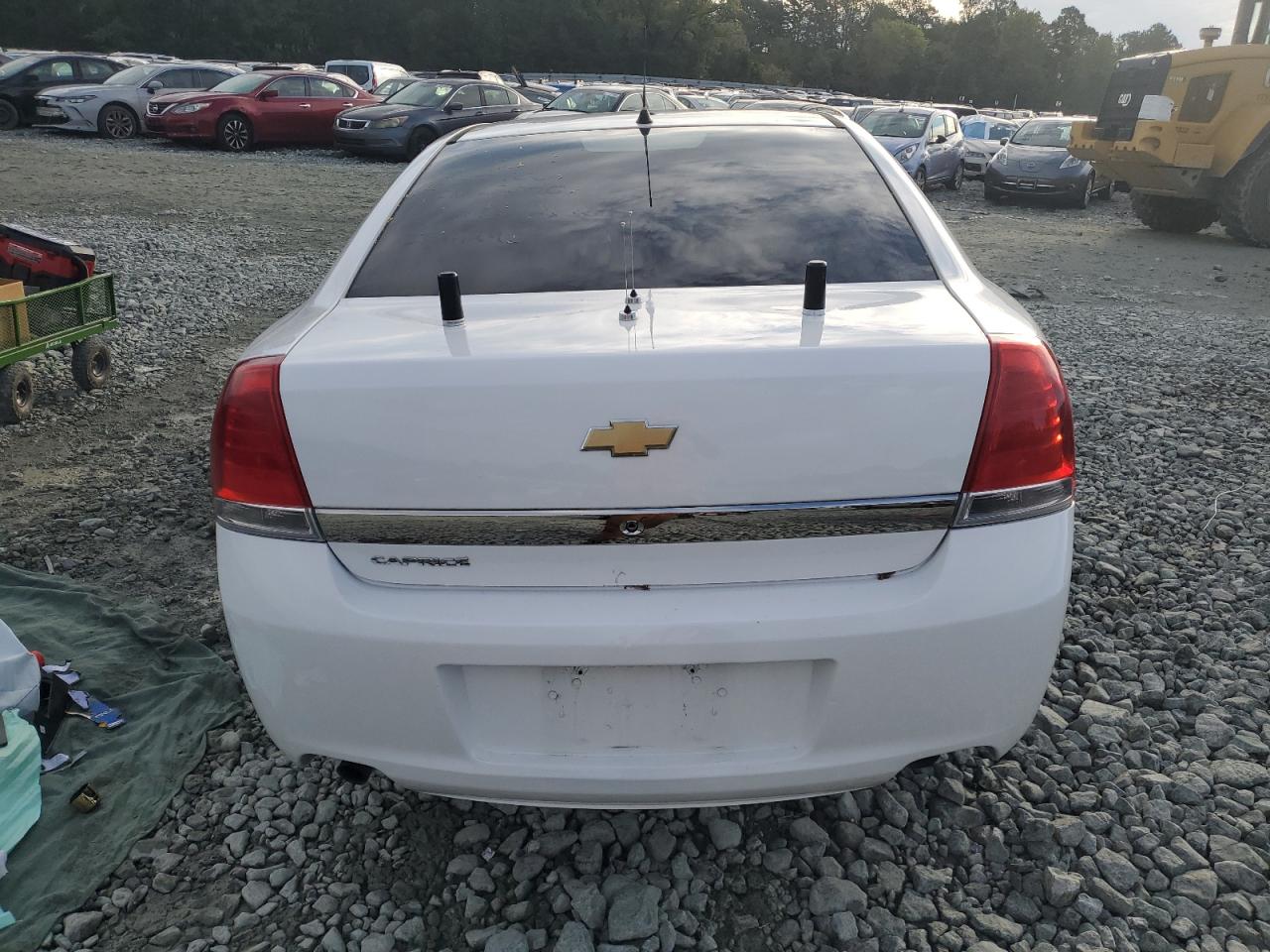 2012 Chevrolet Caprice Police White vin: 6G1MK5U3XCL623606