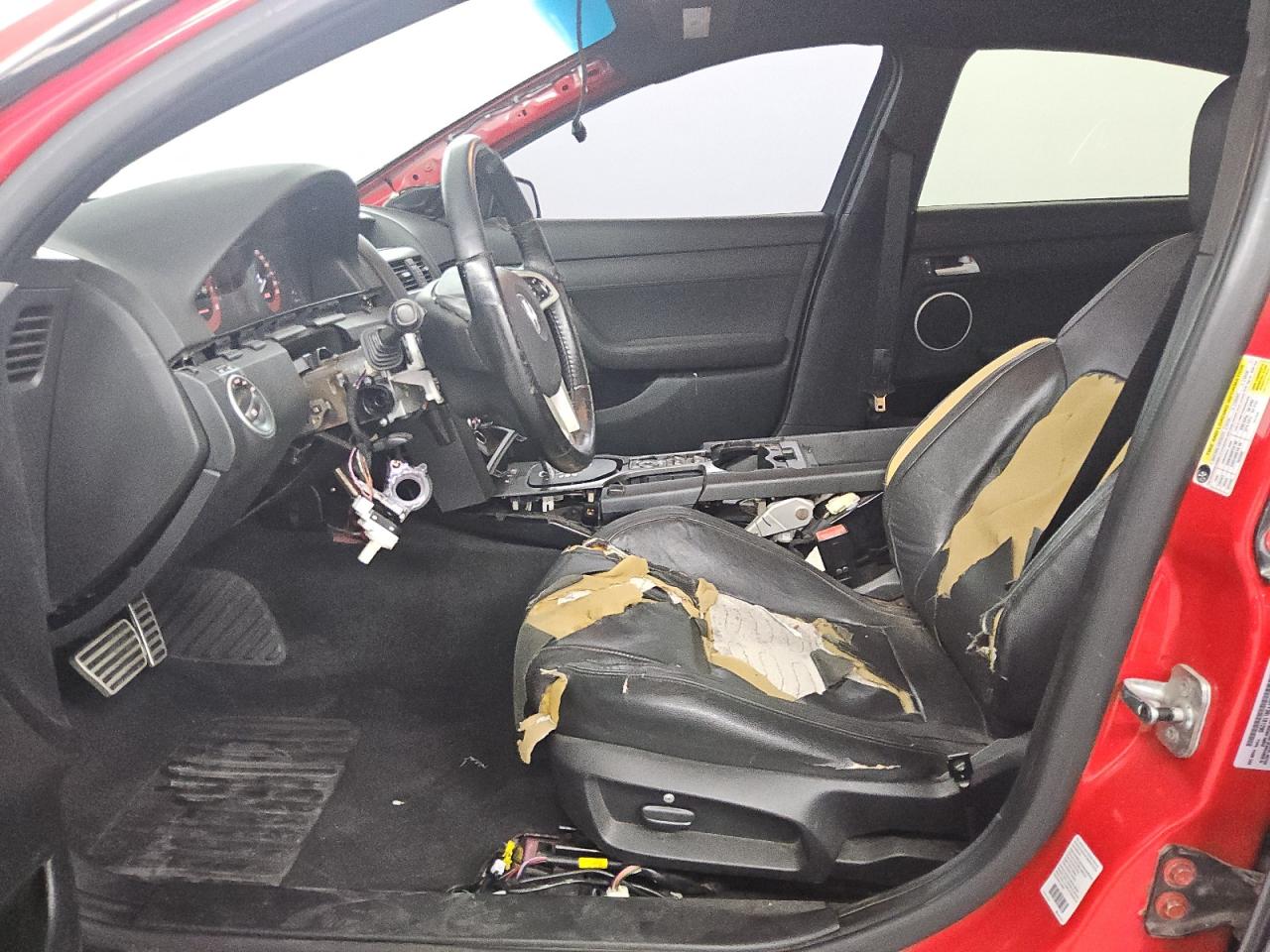 2009 Pontiac G8 Gt Red vin: 6G2EC57Y39L181295 Damage: Left Front Seat, Torn, > 12 Inches