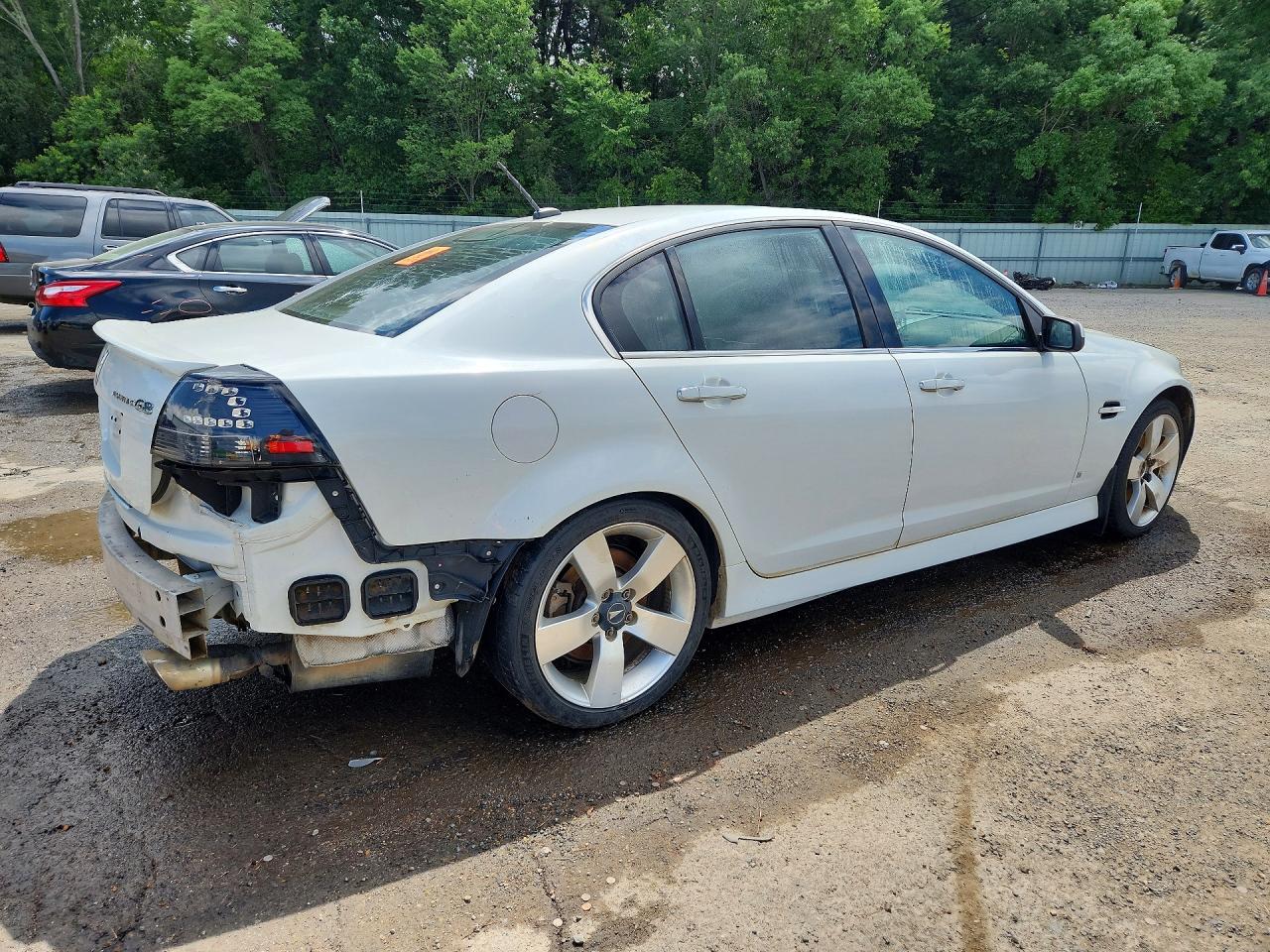 2009 Pontiac G8 Gt White vin: 6G2EC57Y39L213002