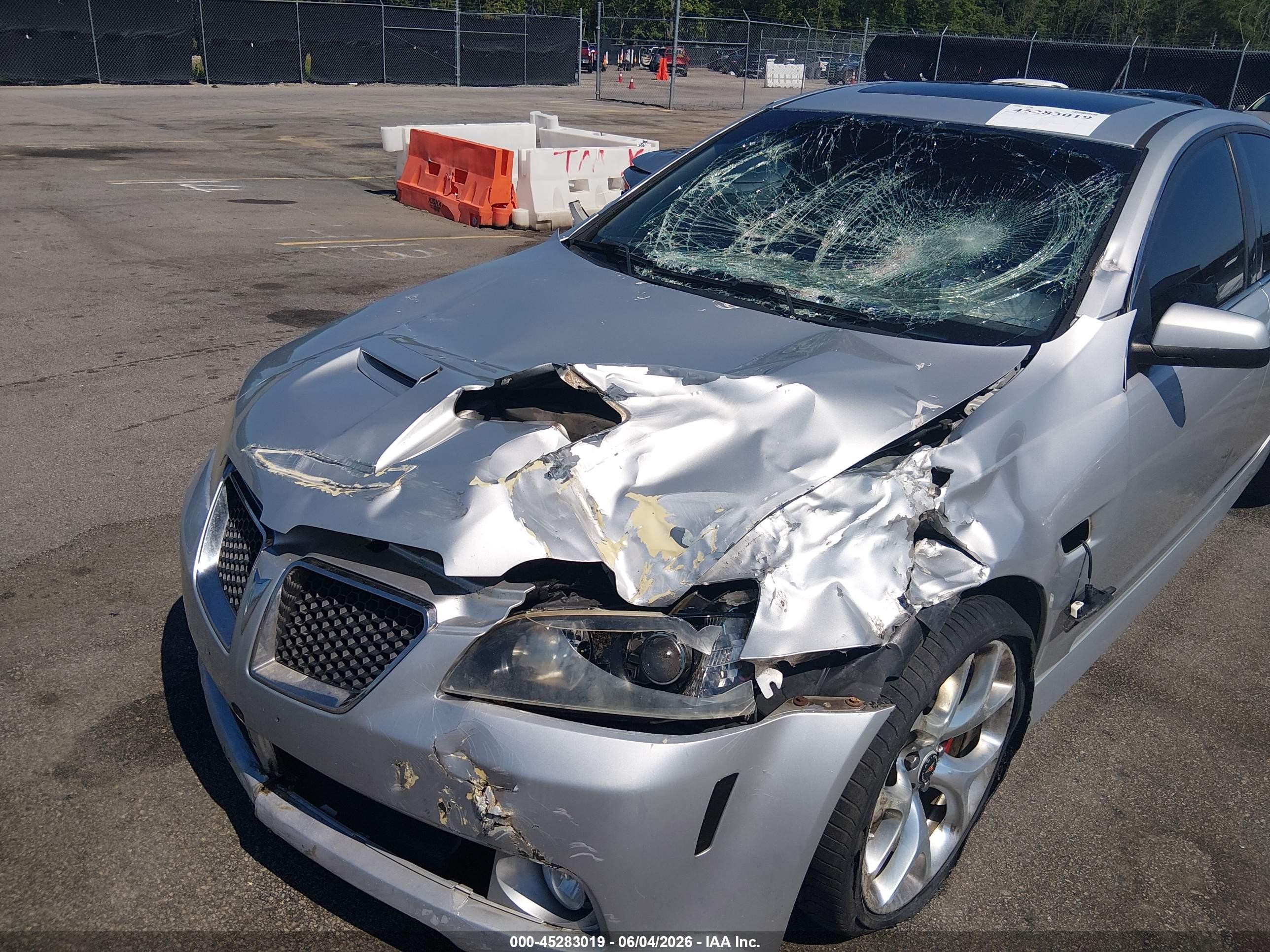2009 Pontiac G8 Gt Silver vin: 6G2EC57Y49L230293