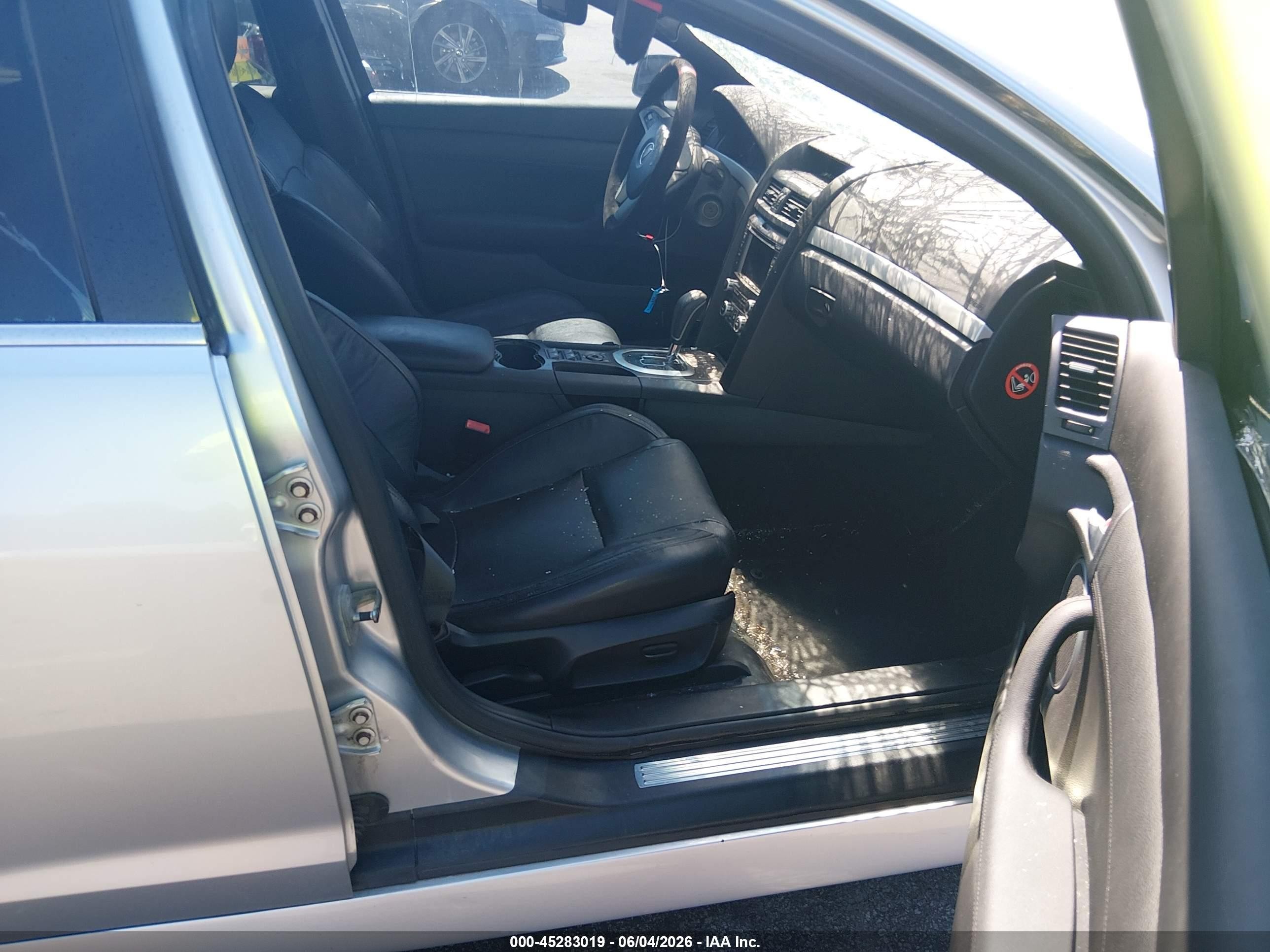 2009 Pontiac G8 Gt Silver vin: 6G2EC57Y49L230293