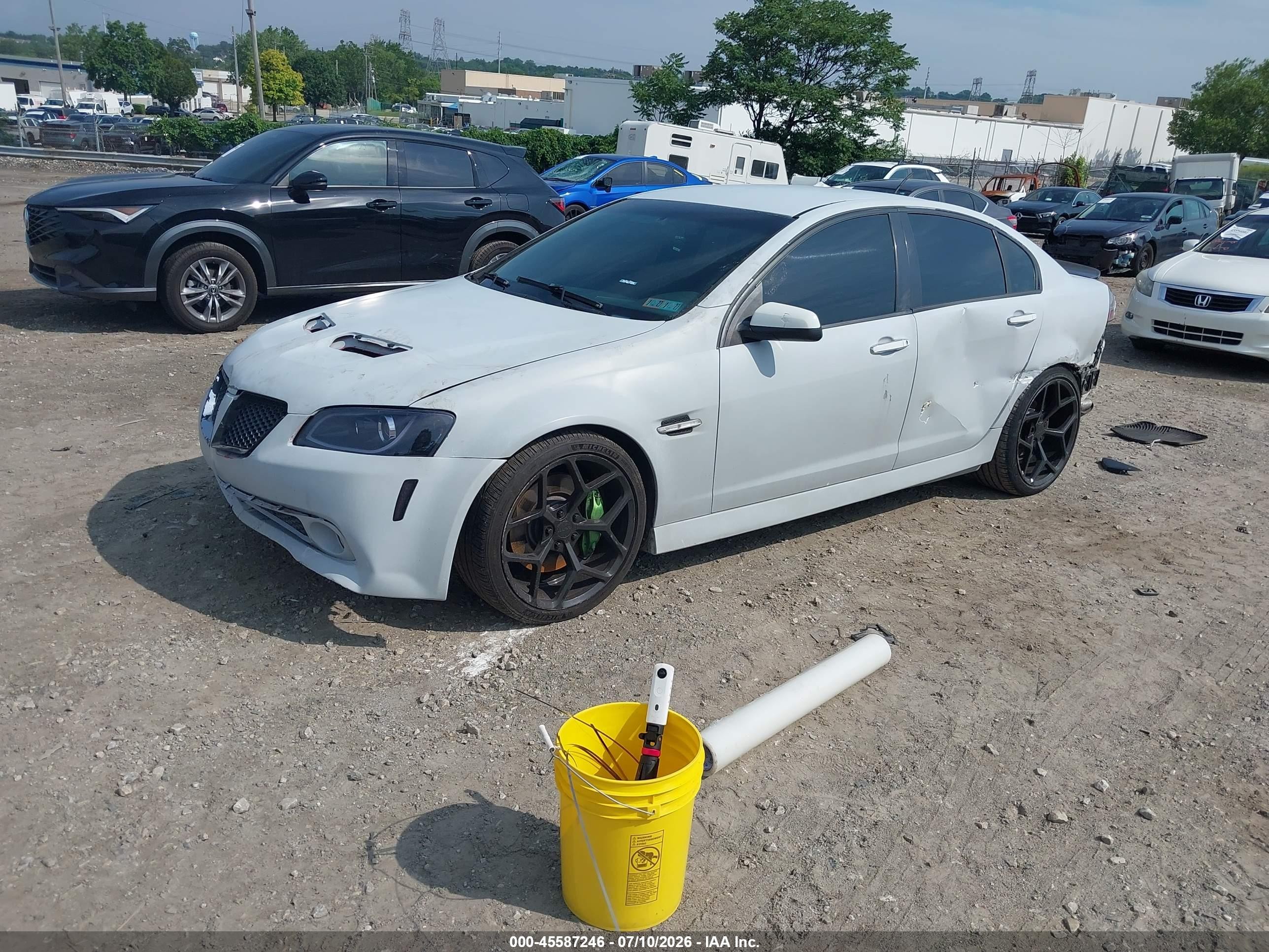 2008 Pontiac G8 Gt White vin: 6G2EC57Y68L140481