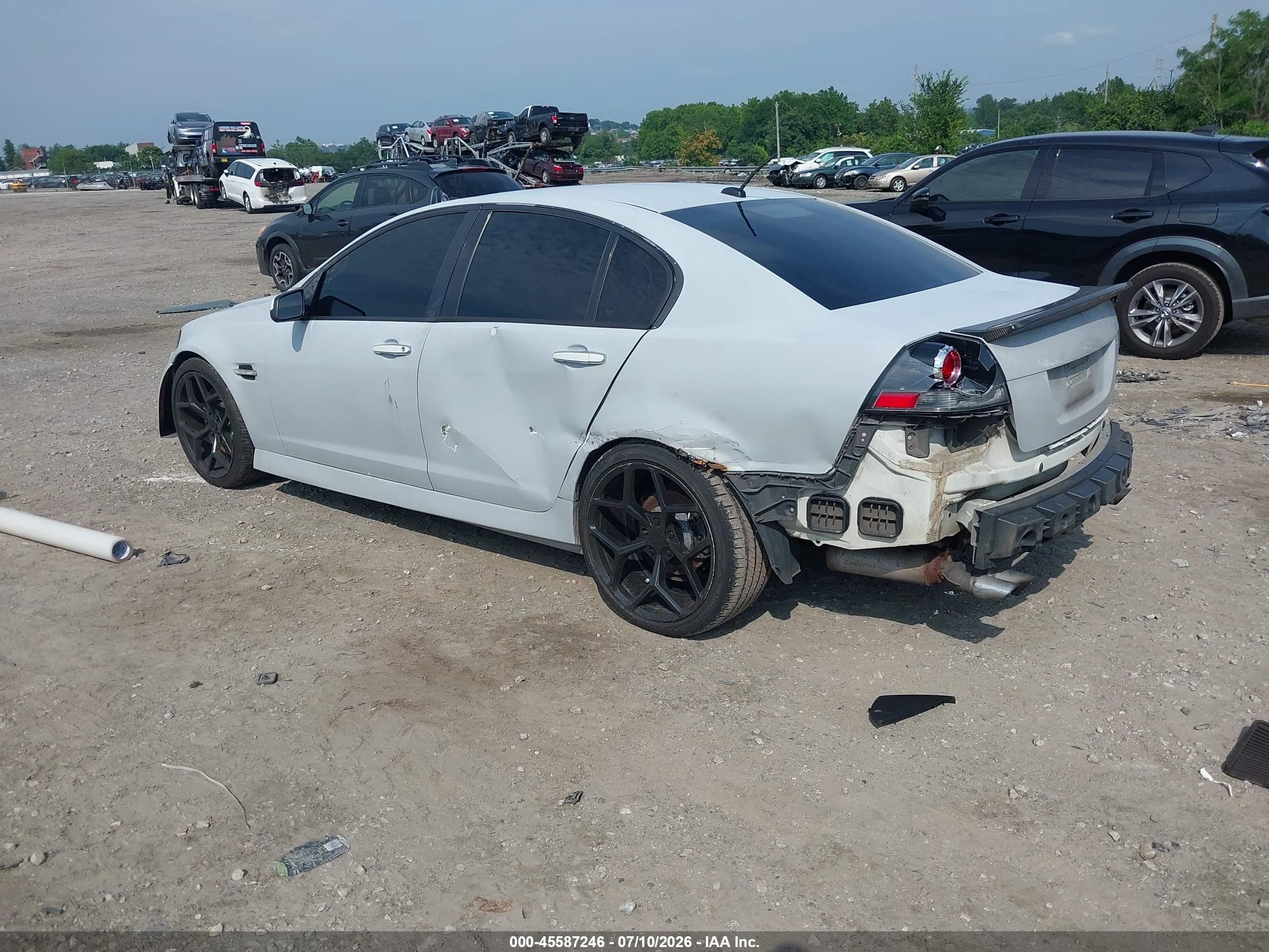 2008 Pontiac G8 Gt White vin: 6G2EC57Y68L140481