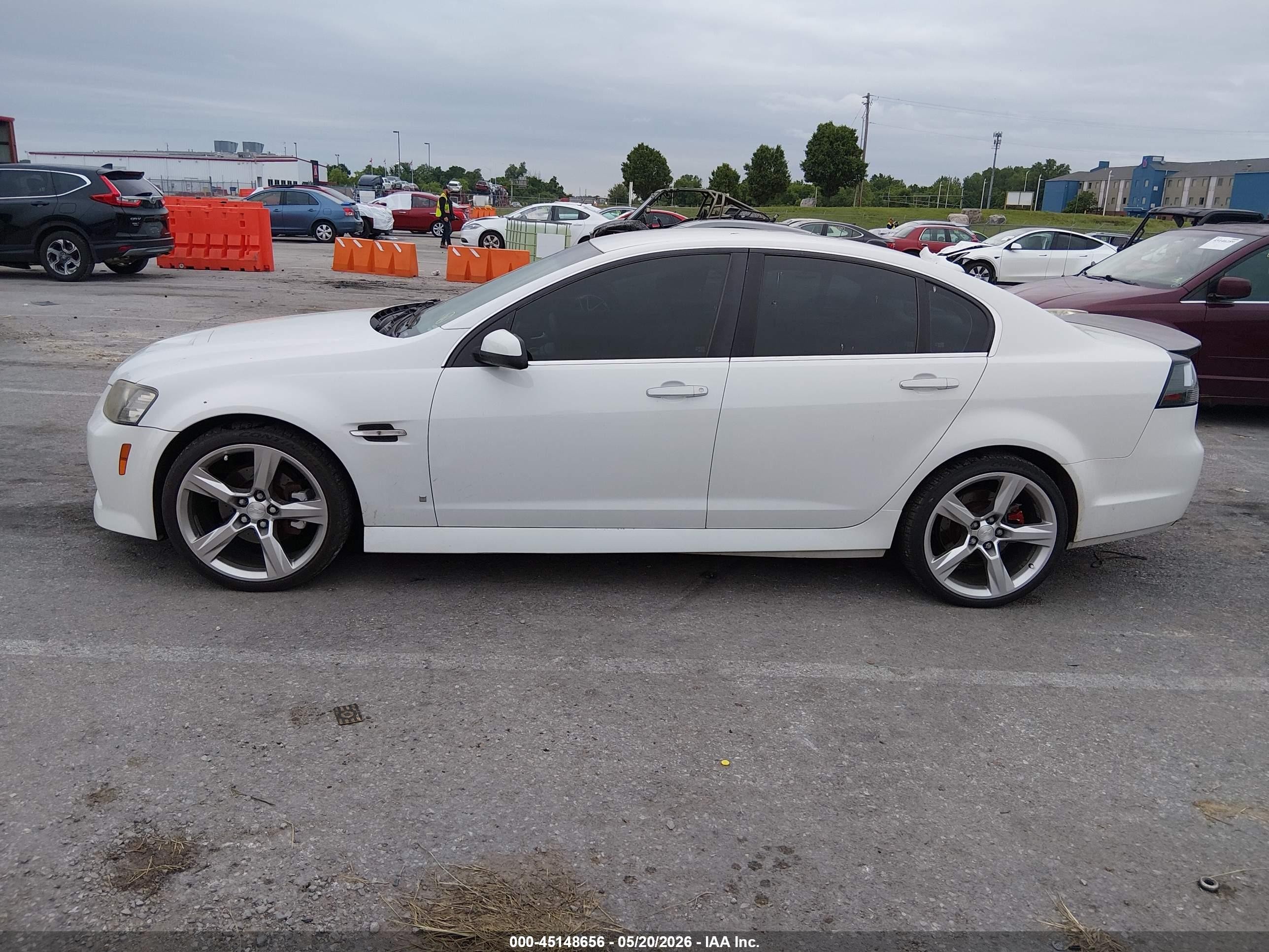 2009 Pontiac G8 Gt White vin: 6G2EC57Y99L222271