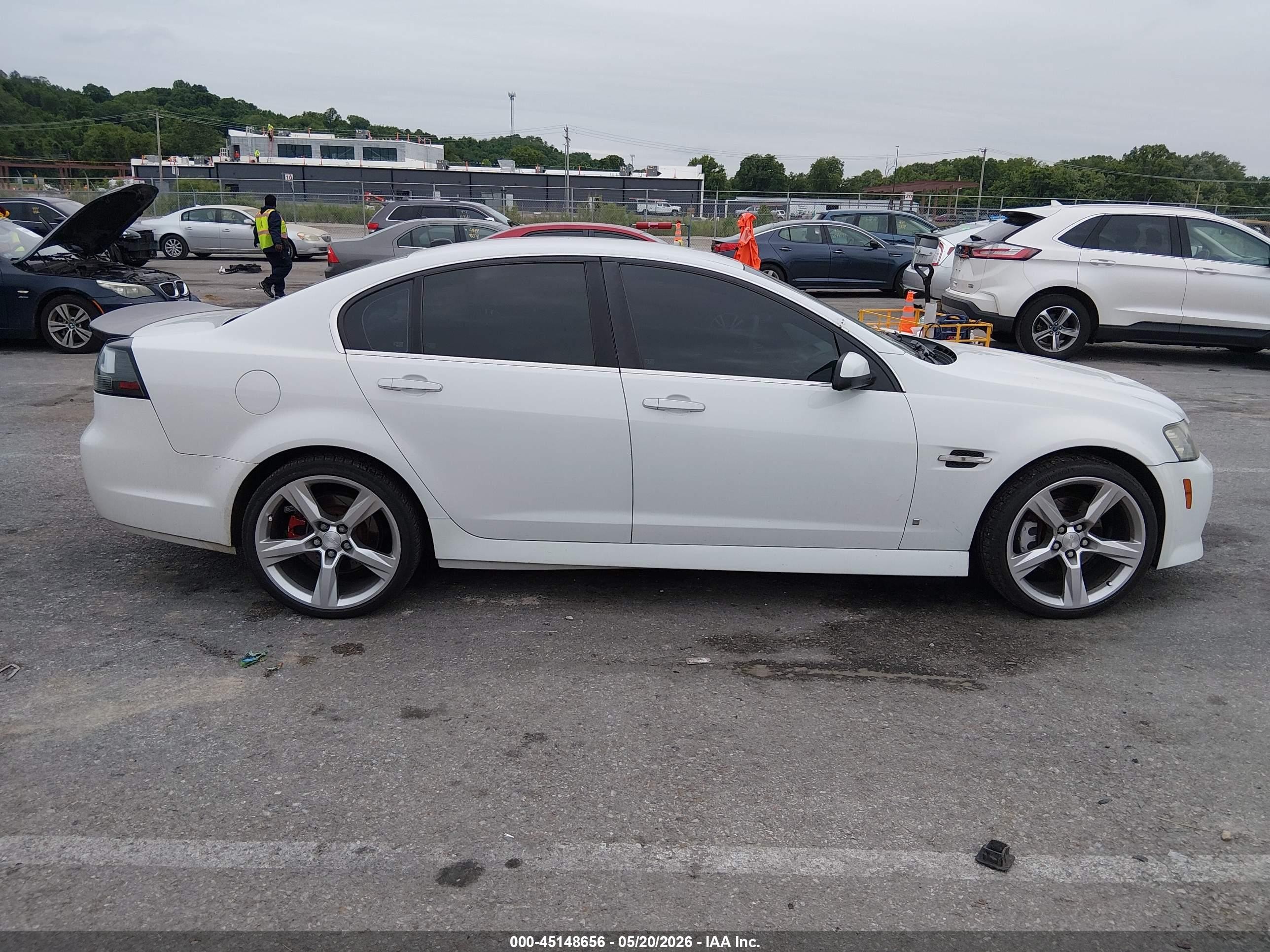 2009 Pontiac G8 Gt White vin: 6G2EC57Y99L222271