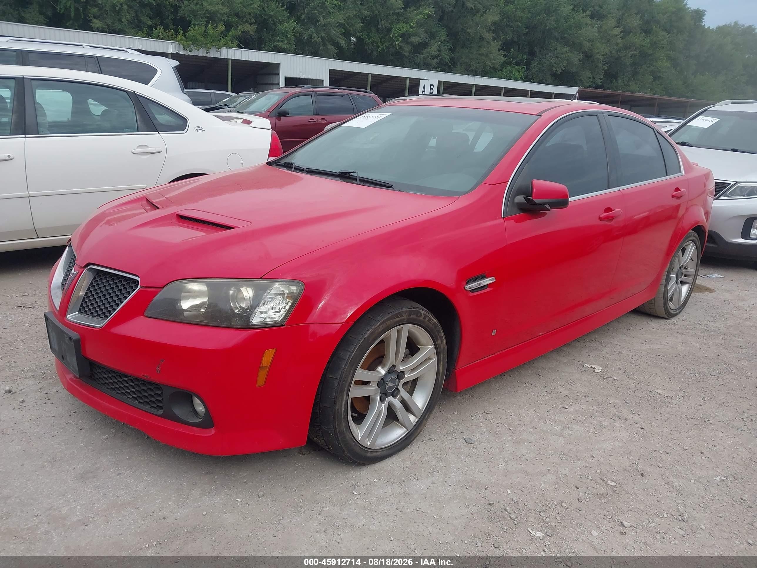 2008 Pontiac G8   Красный vin: 6G2ER57708L127540