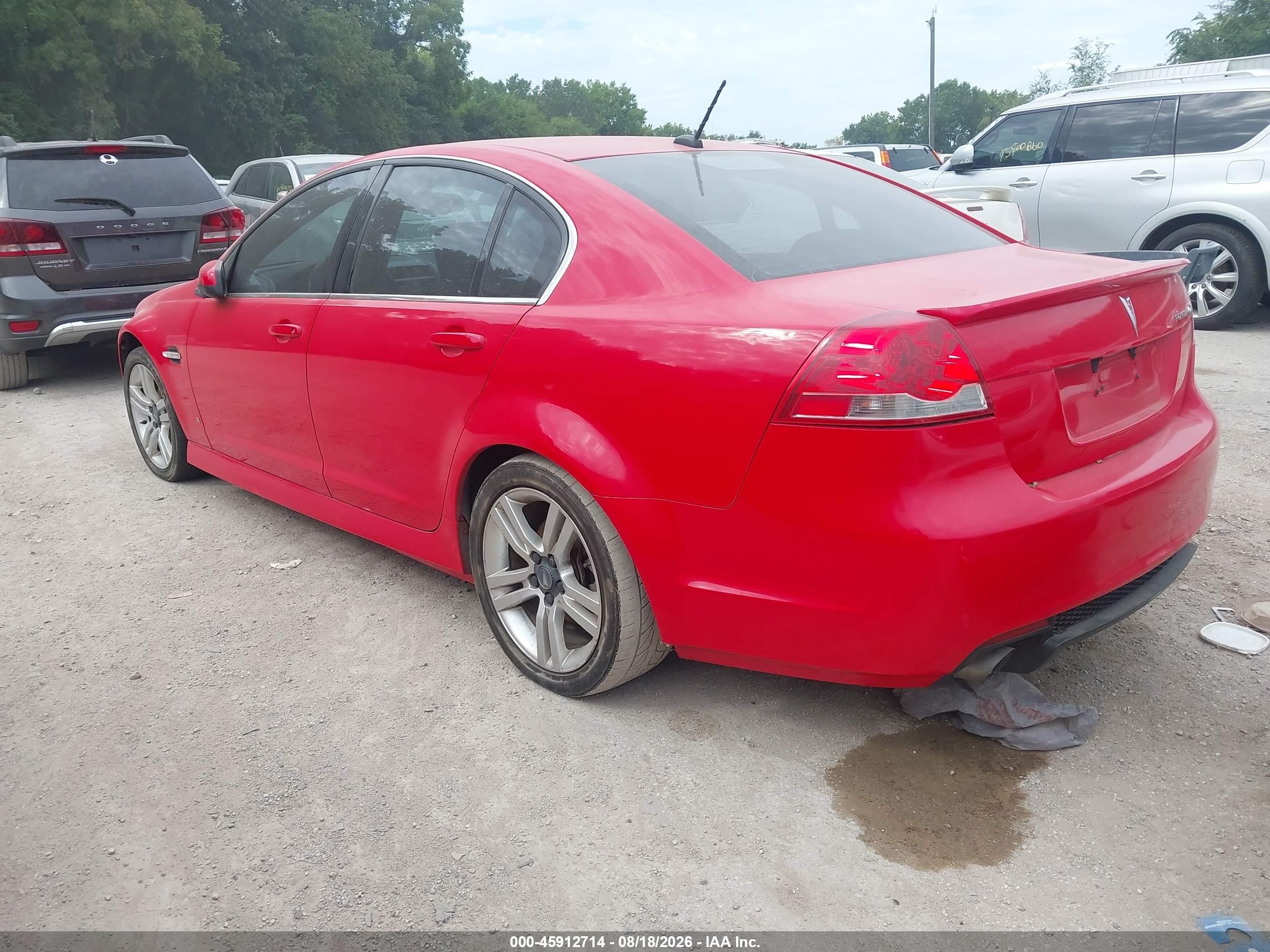 2008 Pontiac G8   Красный vin: 6G2ER57708L127540
