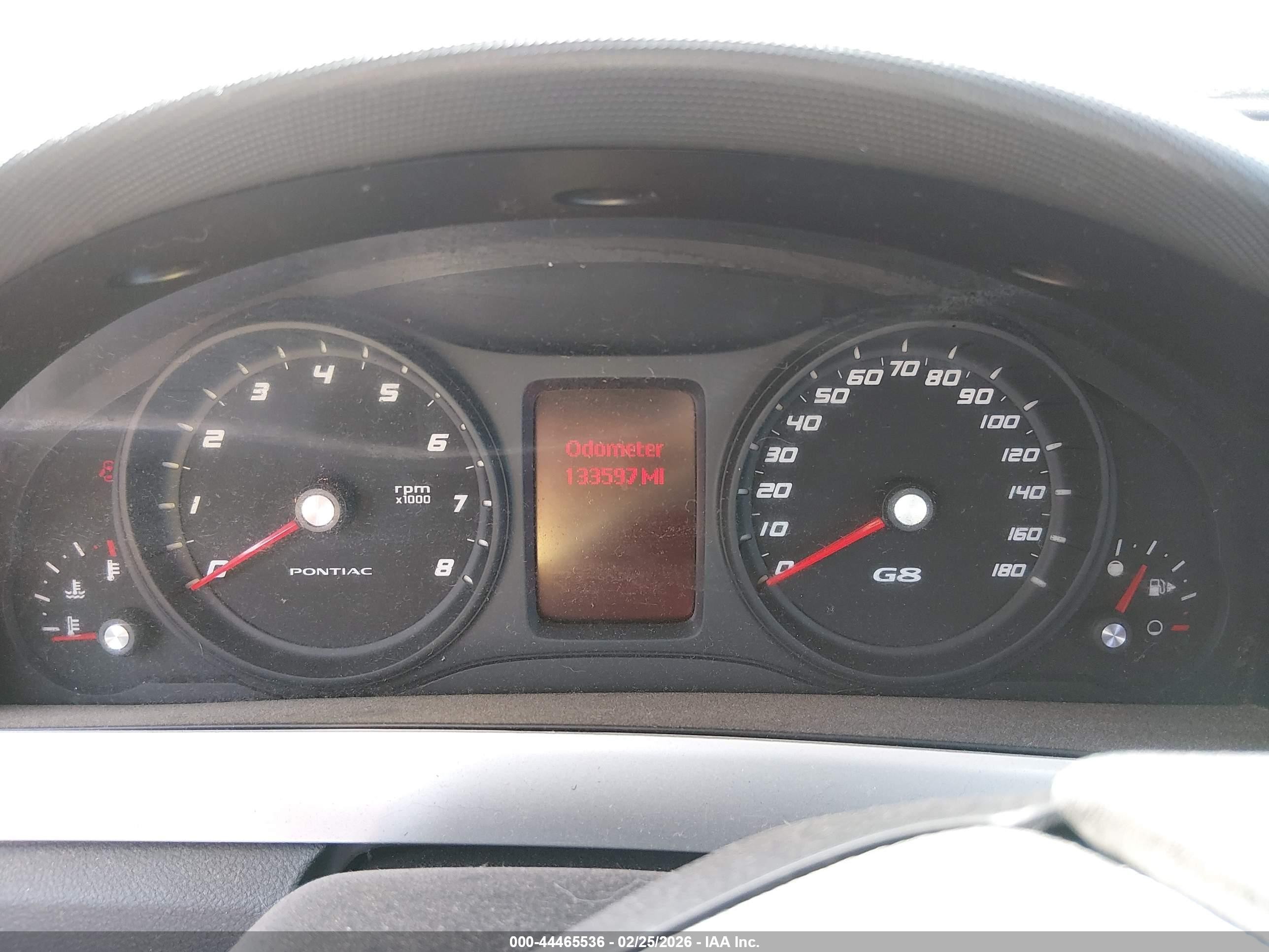 2009 Pontiac G8   Red vin: 6G2ER57709L220608