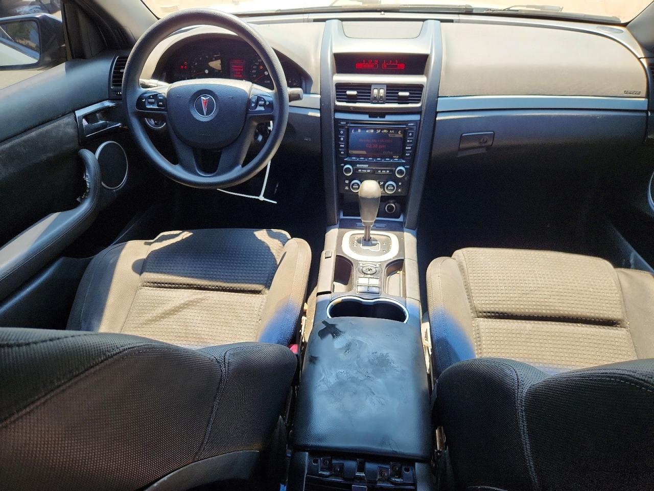 2008 Pontiac G8 White vin: 6G2ER57718L130933