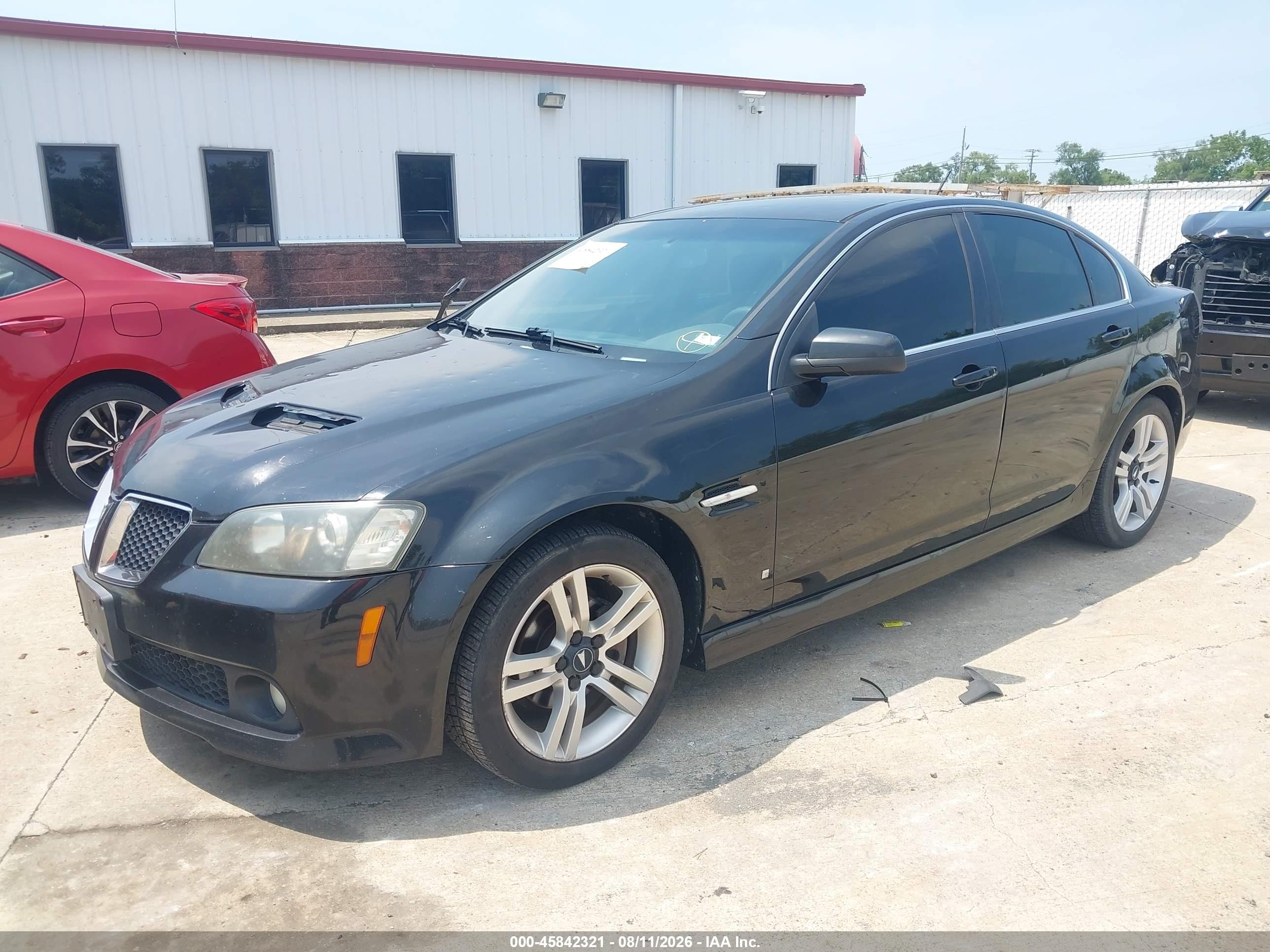 2008 Pontiac G8   Черный vin: 6G2ER57718L135159