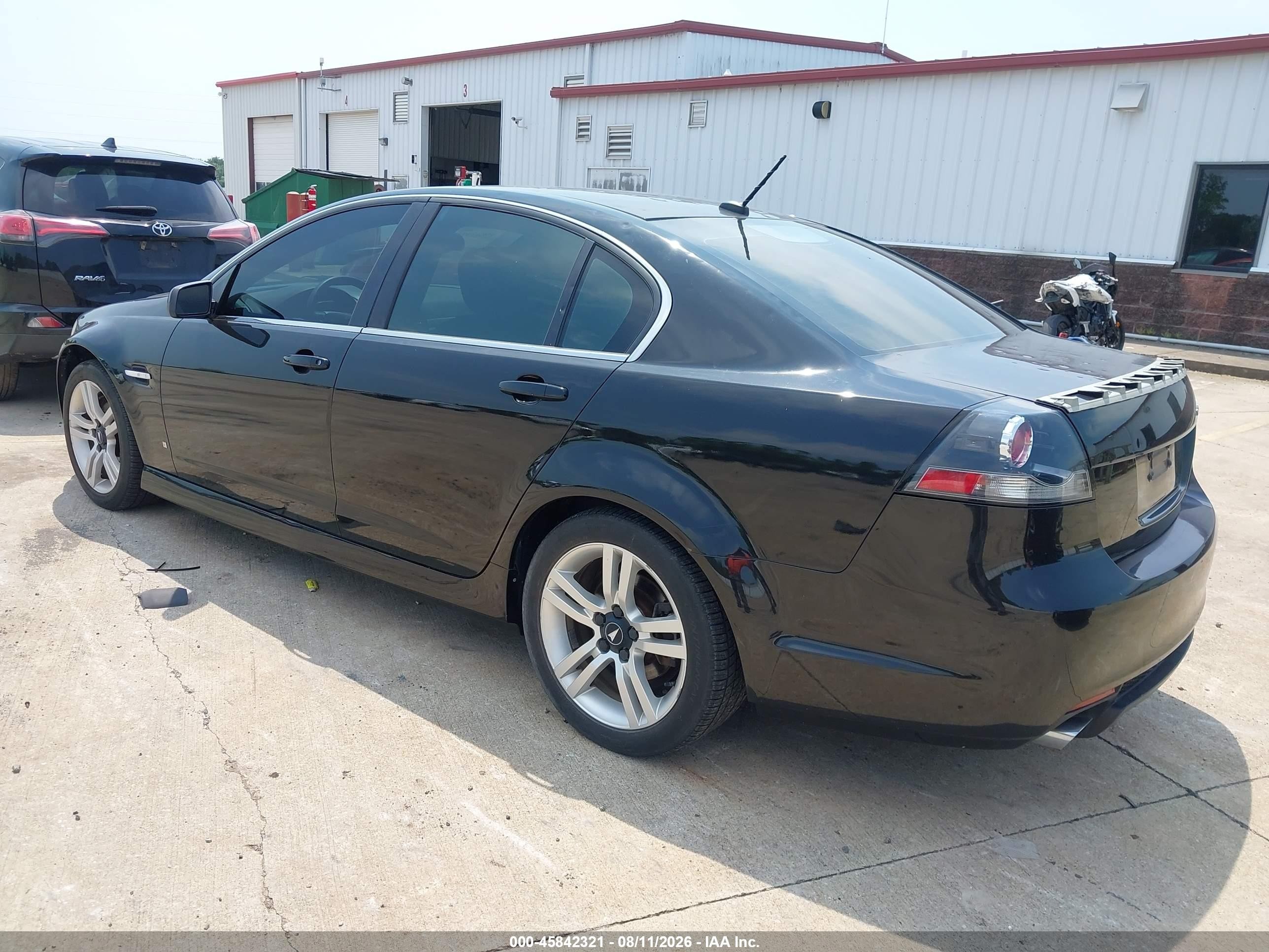 2008 Pontiac G8   Черный vin: 6G2ER57718L135159