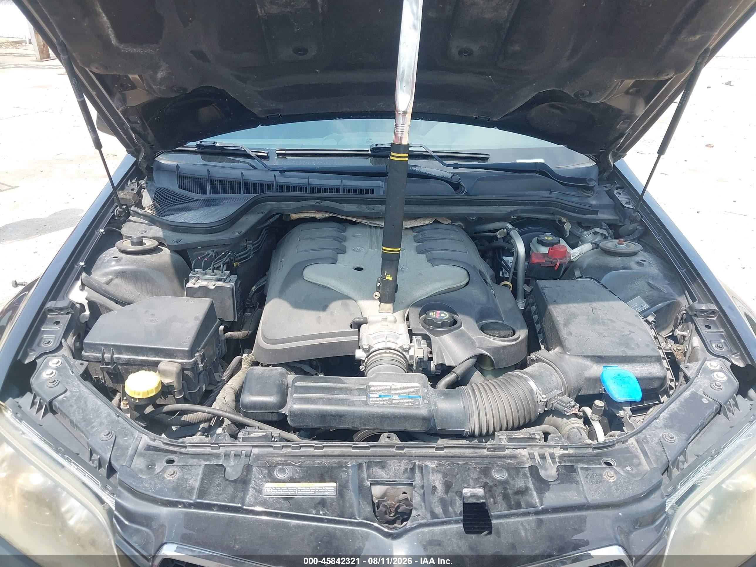 2008 Pontiac G8   Черный vin: 6G2ER57718L135159