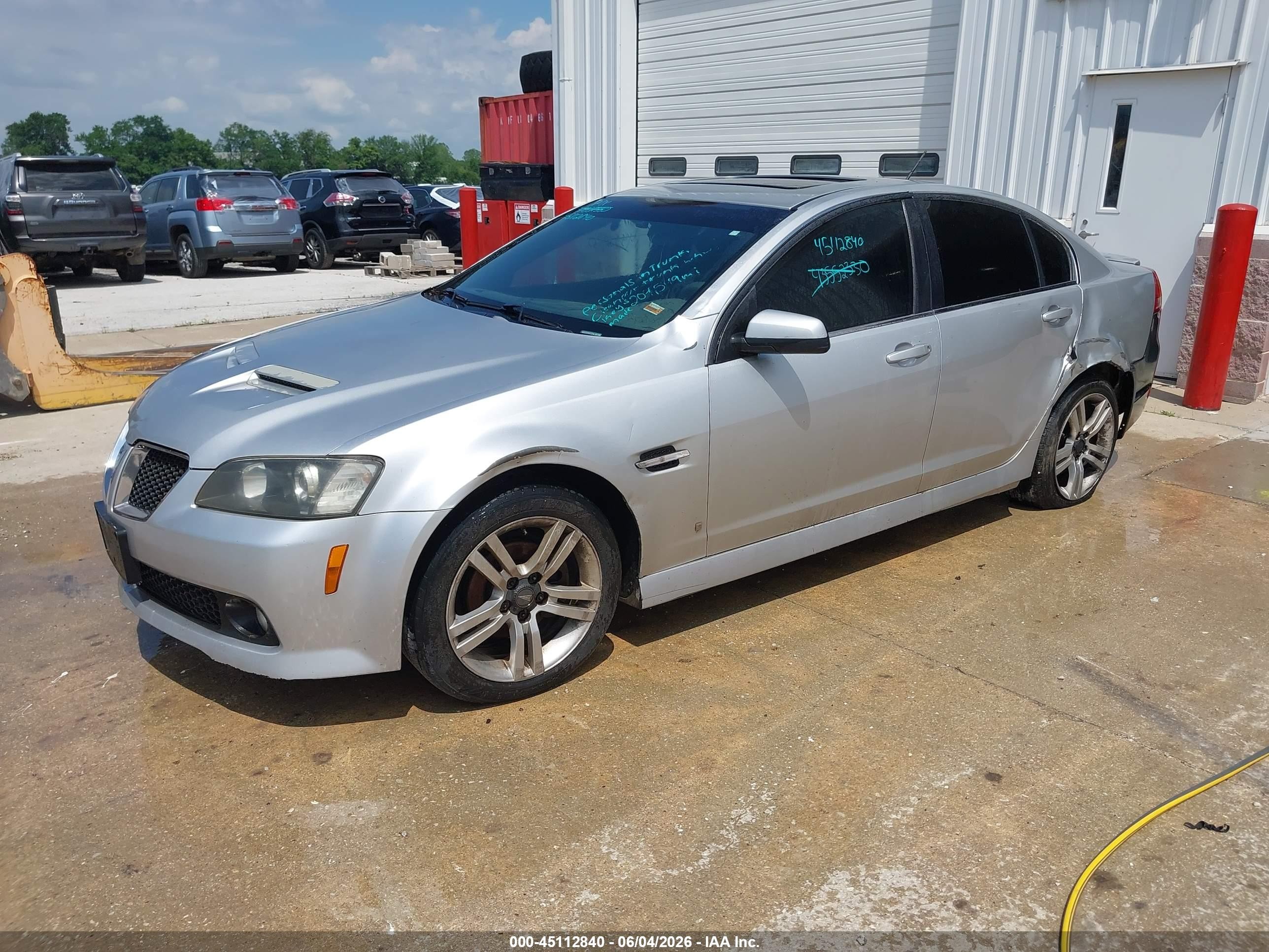 2009 Pontiac G8   Silver vin: 6G2ER57719L187702