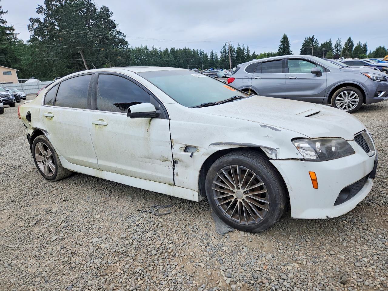 2008 Pontiac G8 White vin: 6G2ER57728L140290