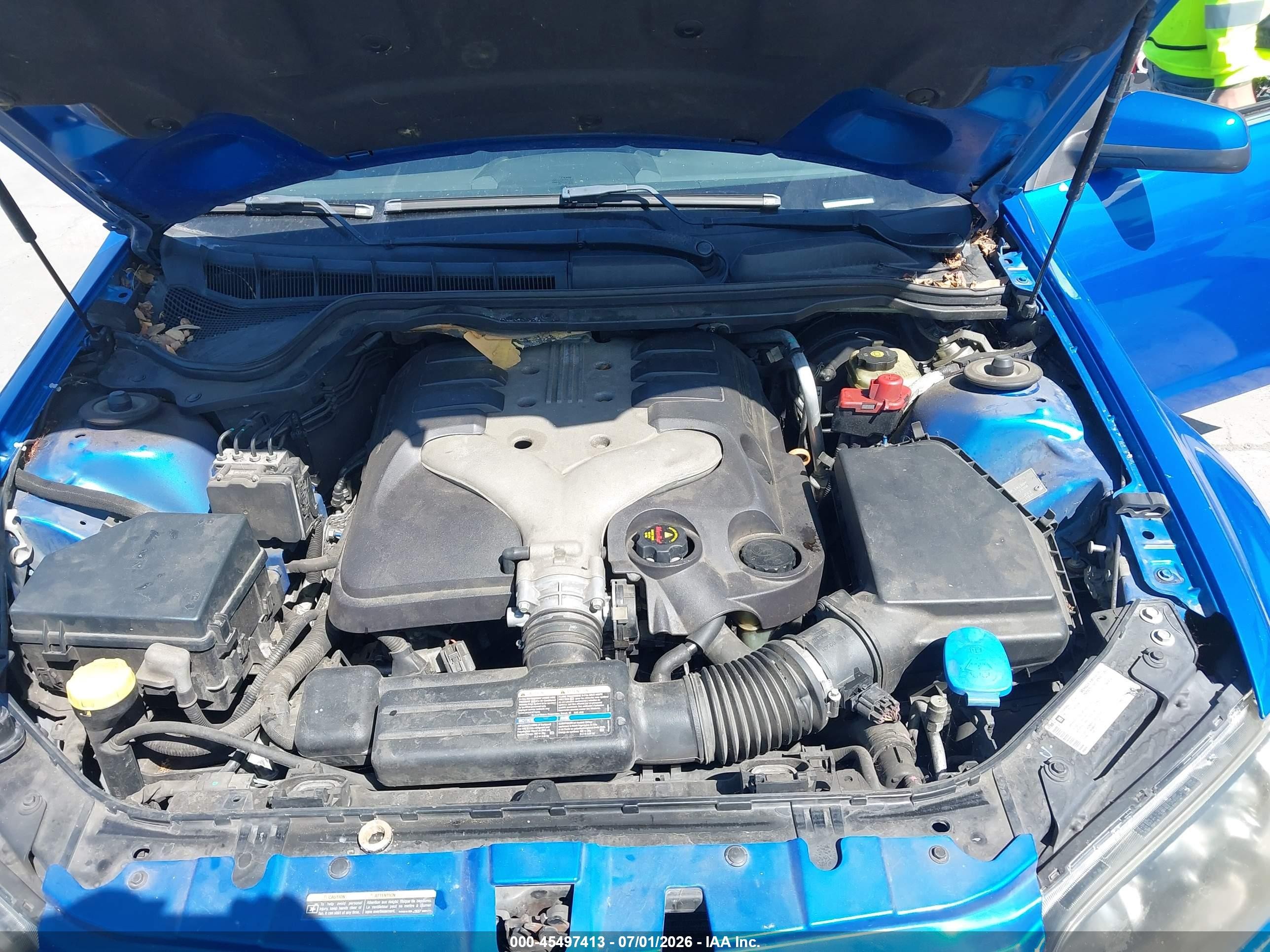 2009 Pontiac G8   Blue vin: 6G2ER57729L181987