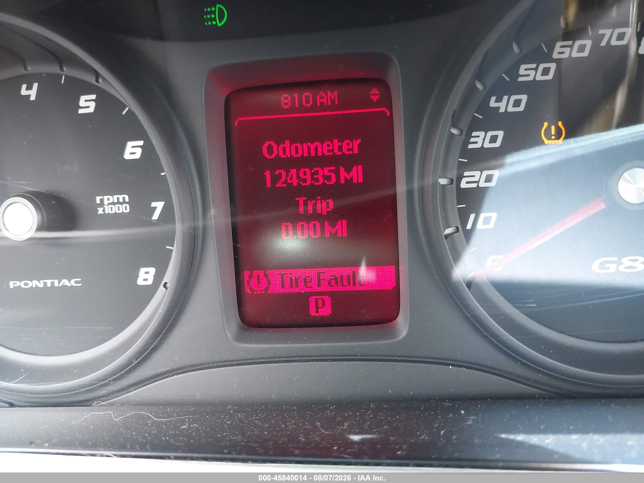2009 Pontiac G8   Gray vin: 6G2ER57739L156077