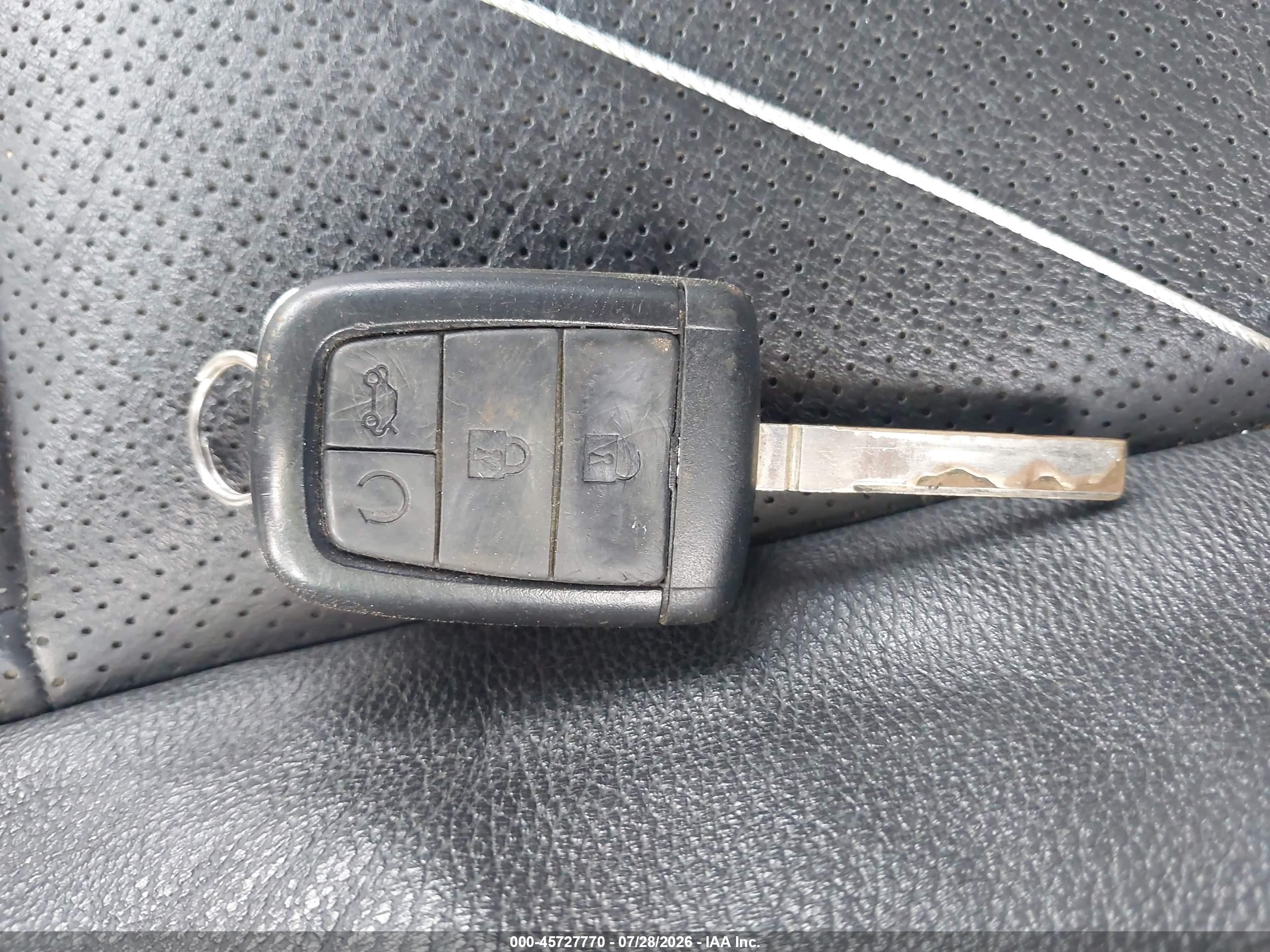 2009 Pontiac G8   Red vin: 6G2ER57739L186244