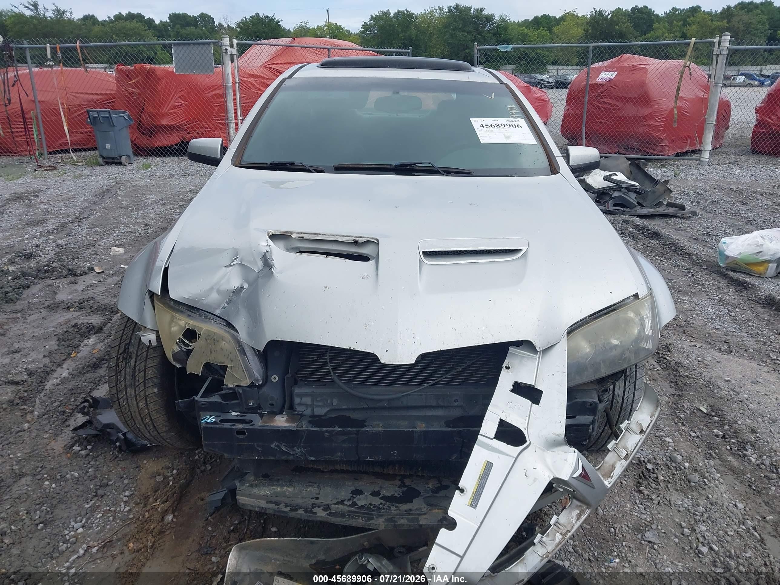 2009 Pontiac G8   Серебряный vin: 6G2ER57739L239363