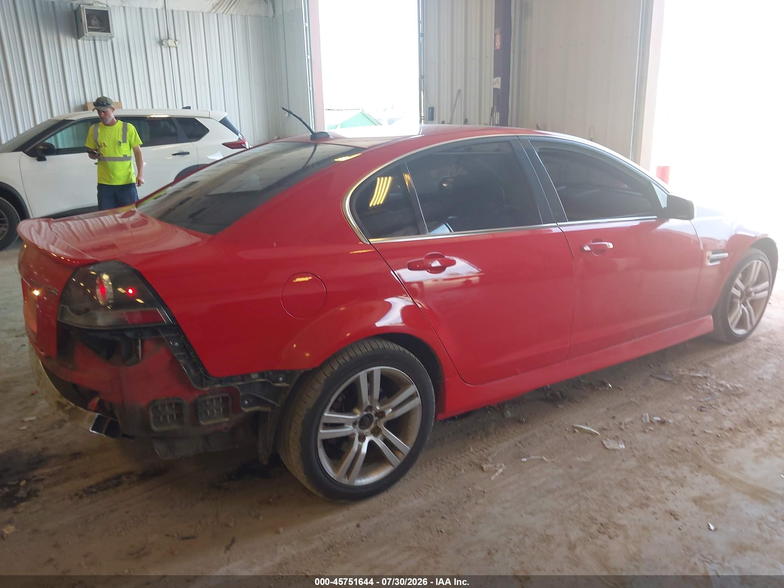 2009 Pontiac G8 Red vin: 6G2ER57749L177973