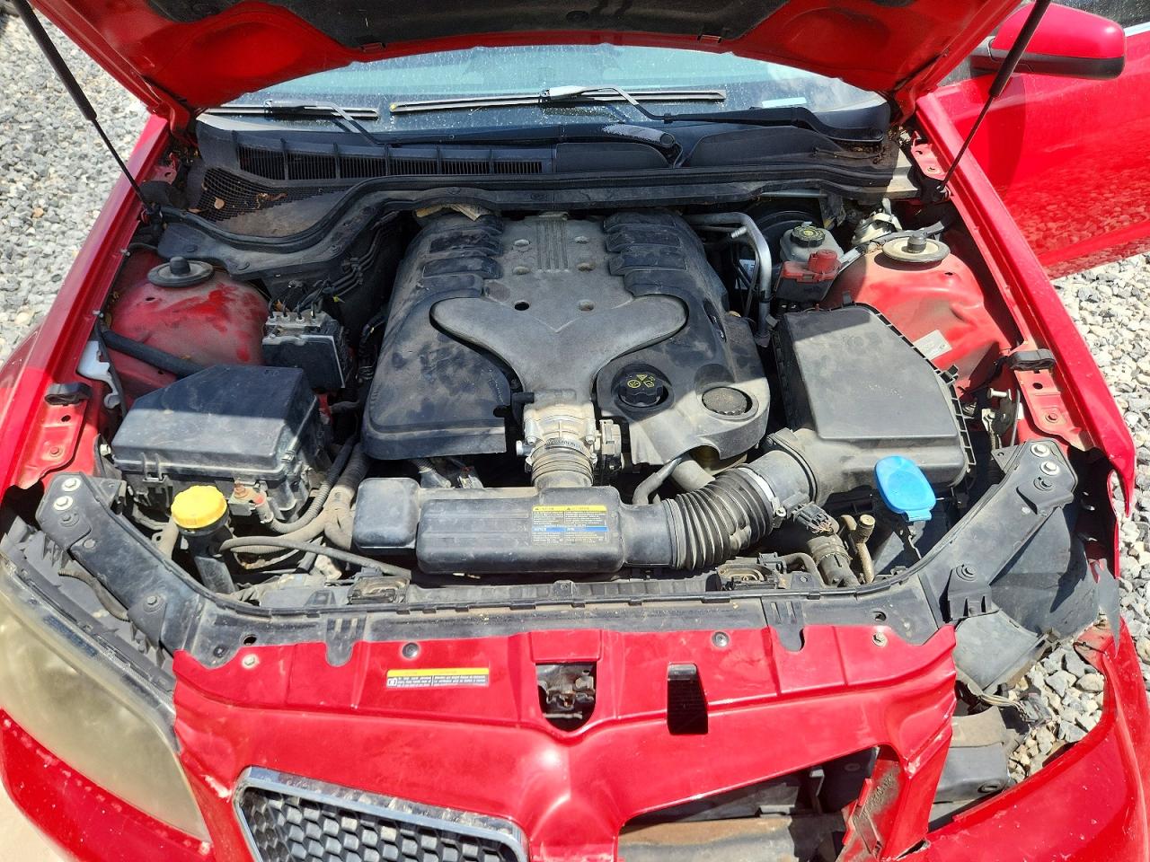 2008 Pontiac G8 Red vin: 6G2ER57758L127520