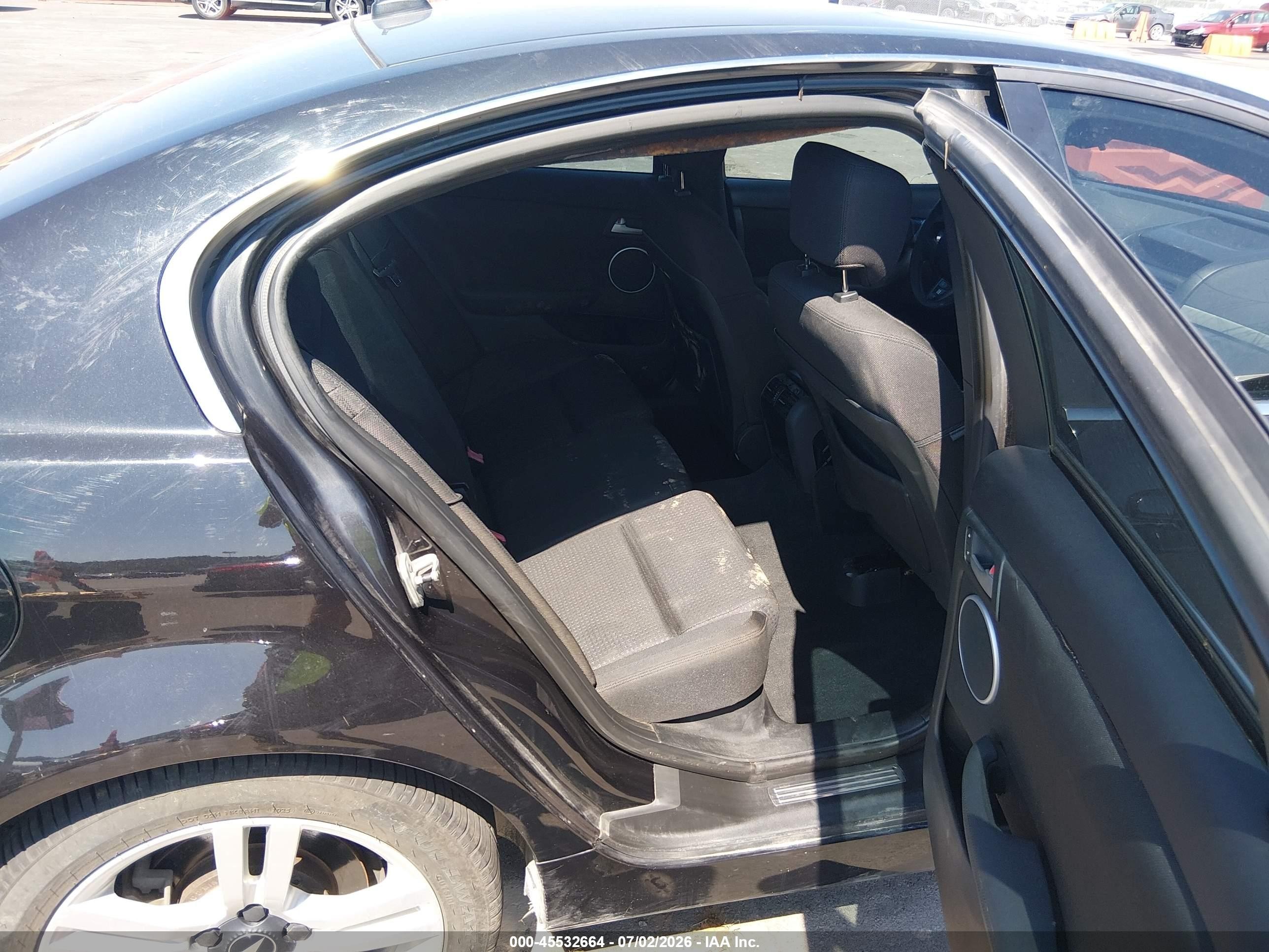 2009 Pontiac G8   Черный vin: 6G2ER57759L160194