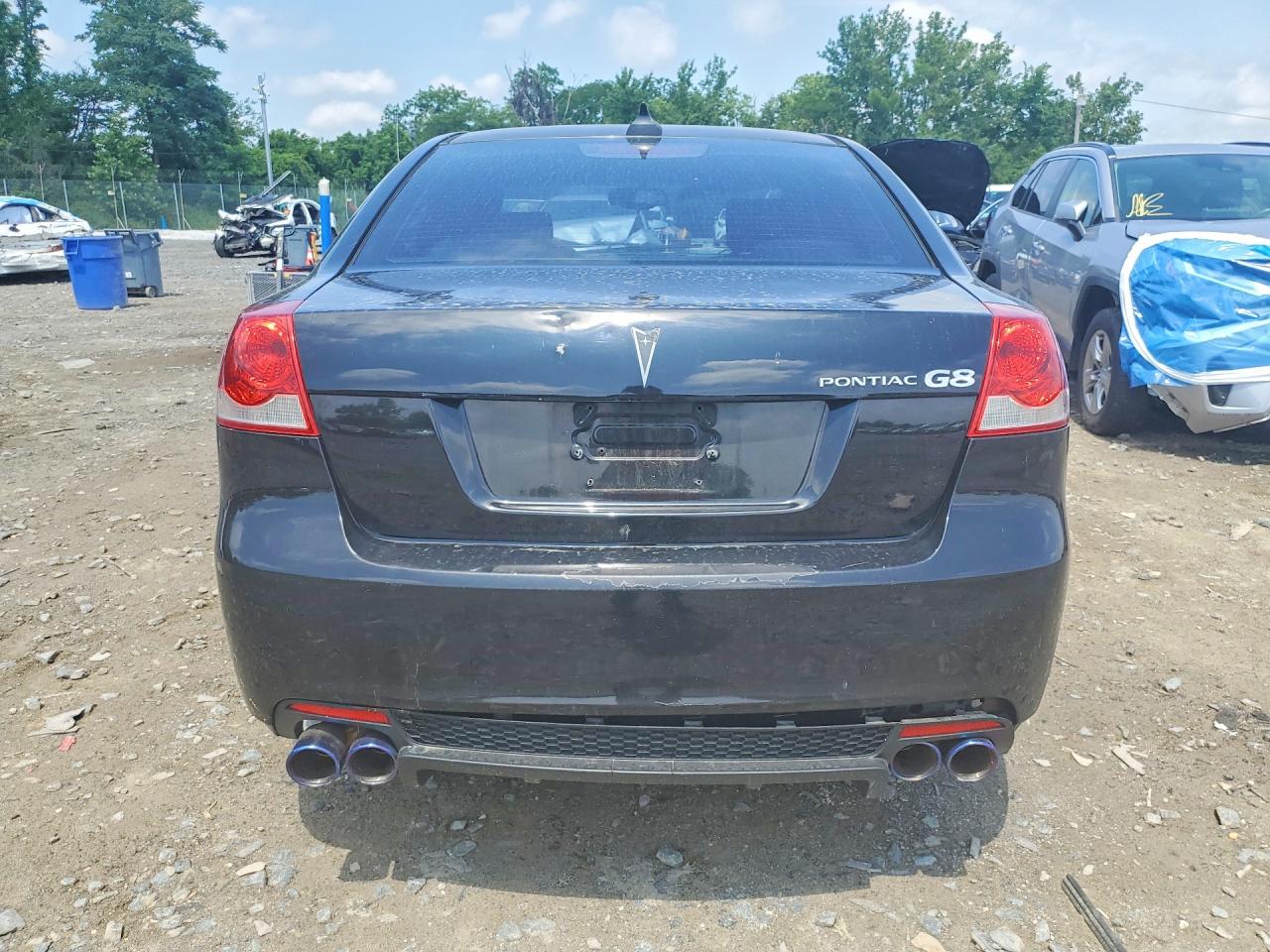 2009 Pontiac G8 Черный vin: 6G2ER57759L184768