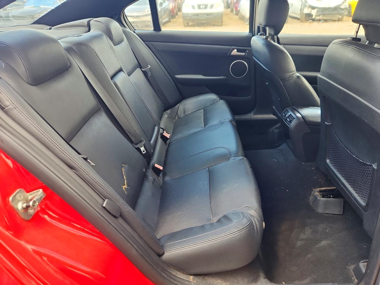 2009 Pontiac G8 Red vin: 6G2ER57759L185788