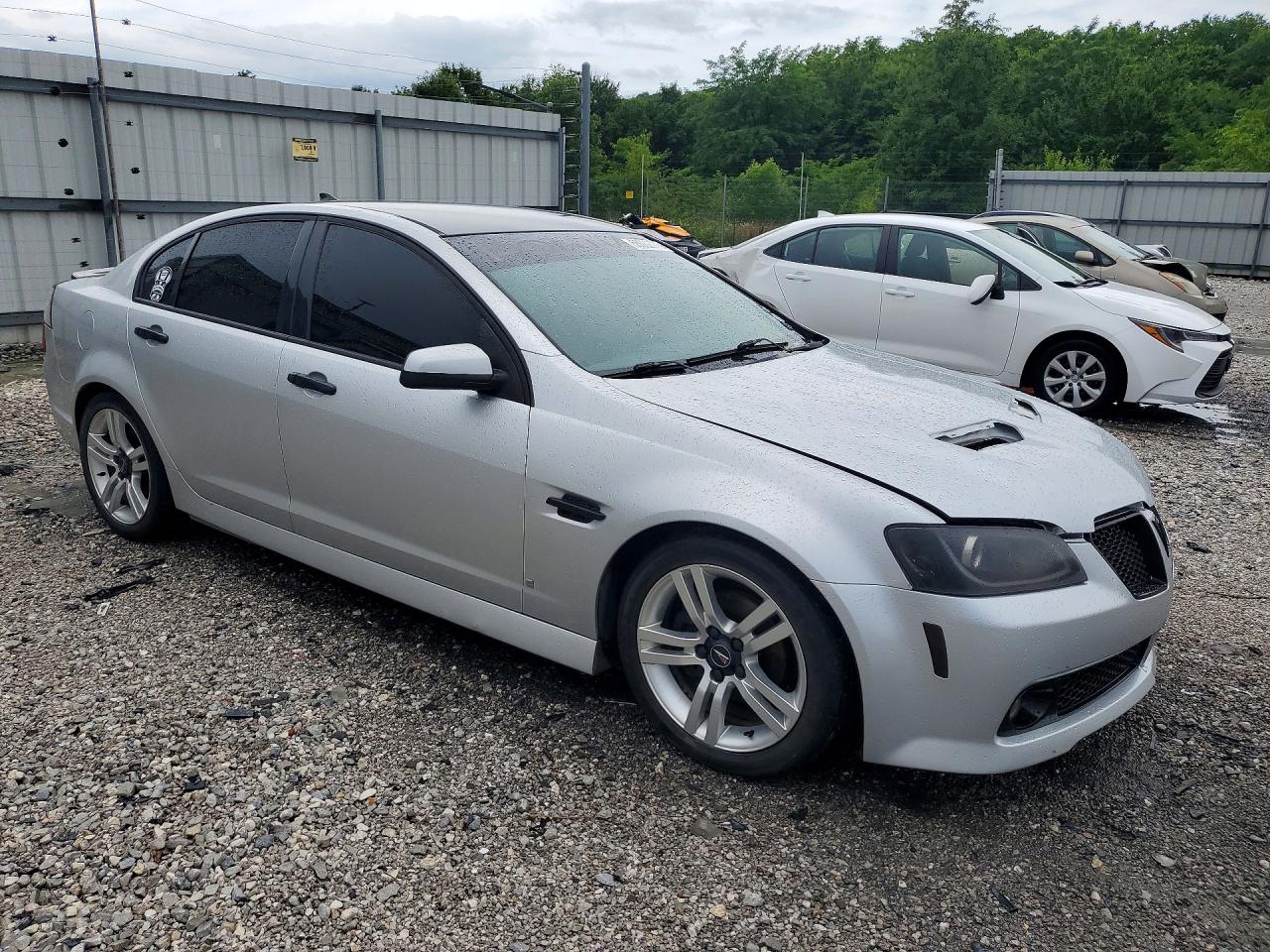 2009 Pontiac G8 Silver vin: 6G2ER57759L189534