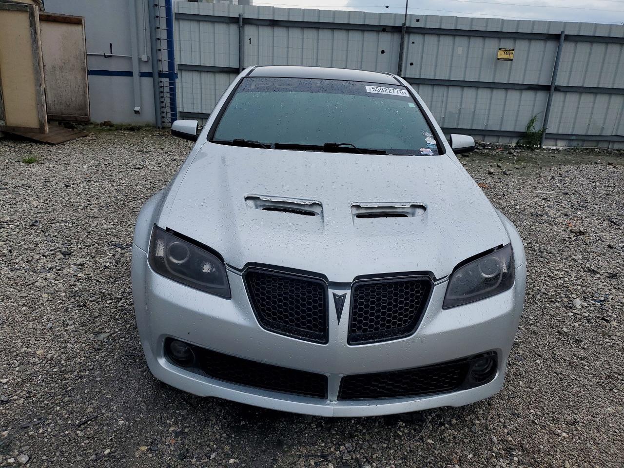 2009 Pontiac G8 Silver vin: 6G2ER57759L189534