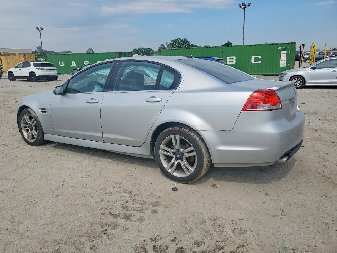 2009 Pontiac G8 Silver vin: 6G2ER57759L238456
