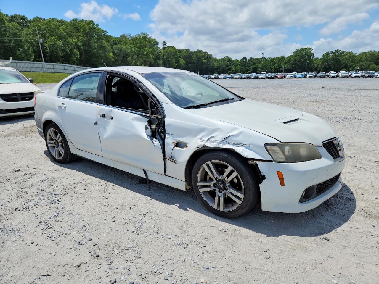 2008 Pontiac G8 White vin: 6G2ER57768L133116
