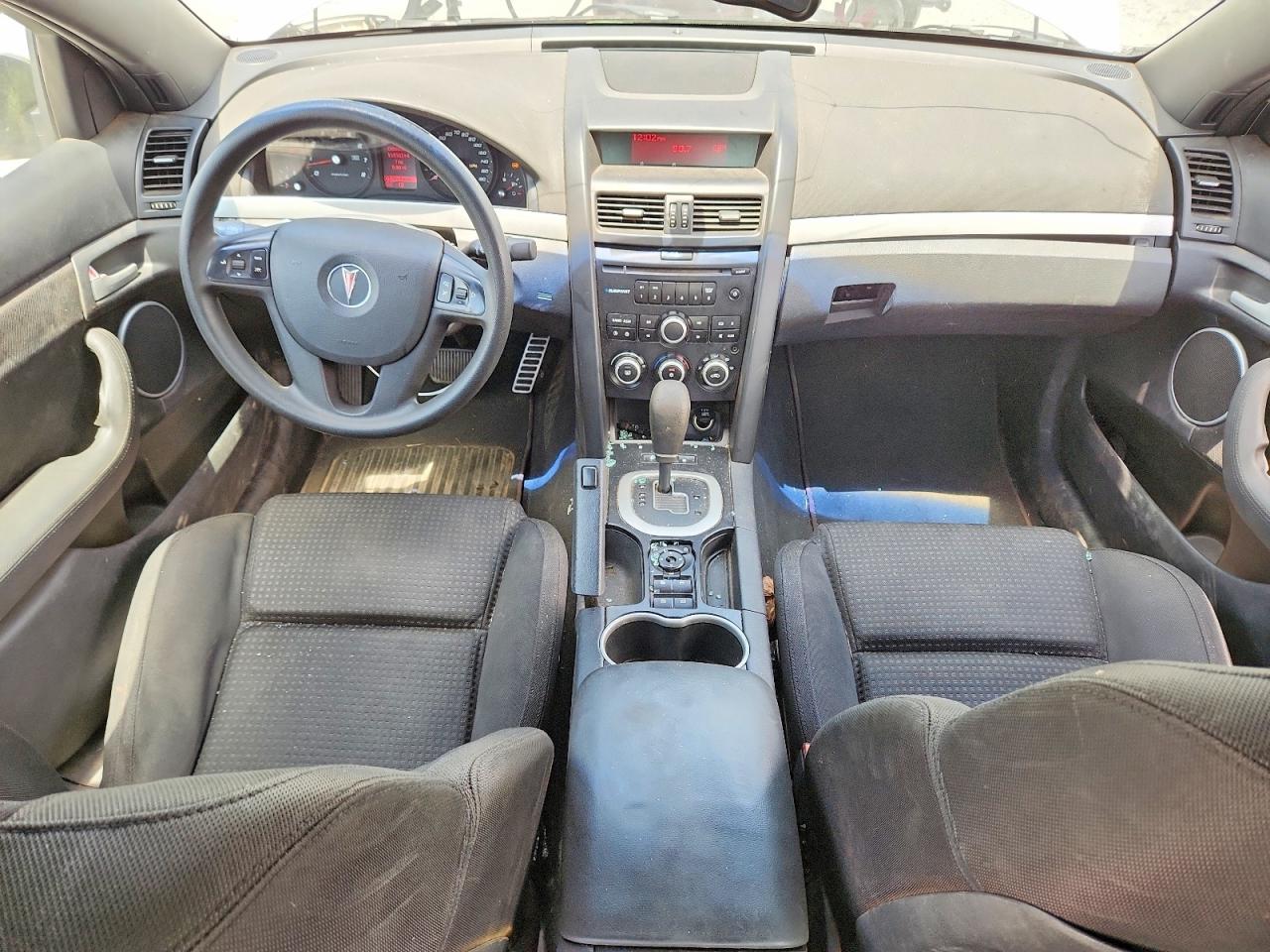 2008 Pontiac G8 White vin: 6G2ER57768L133116