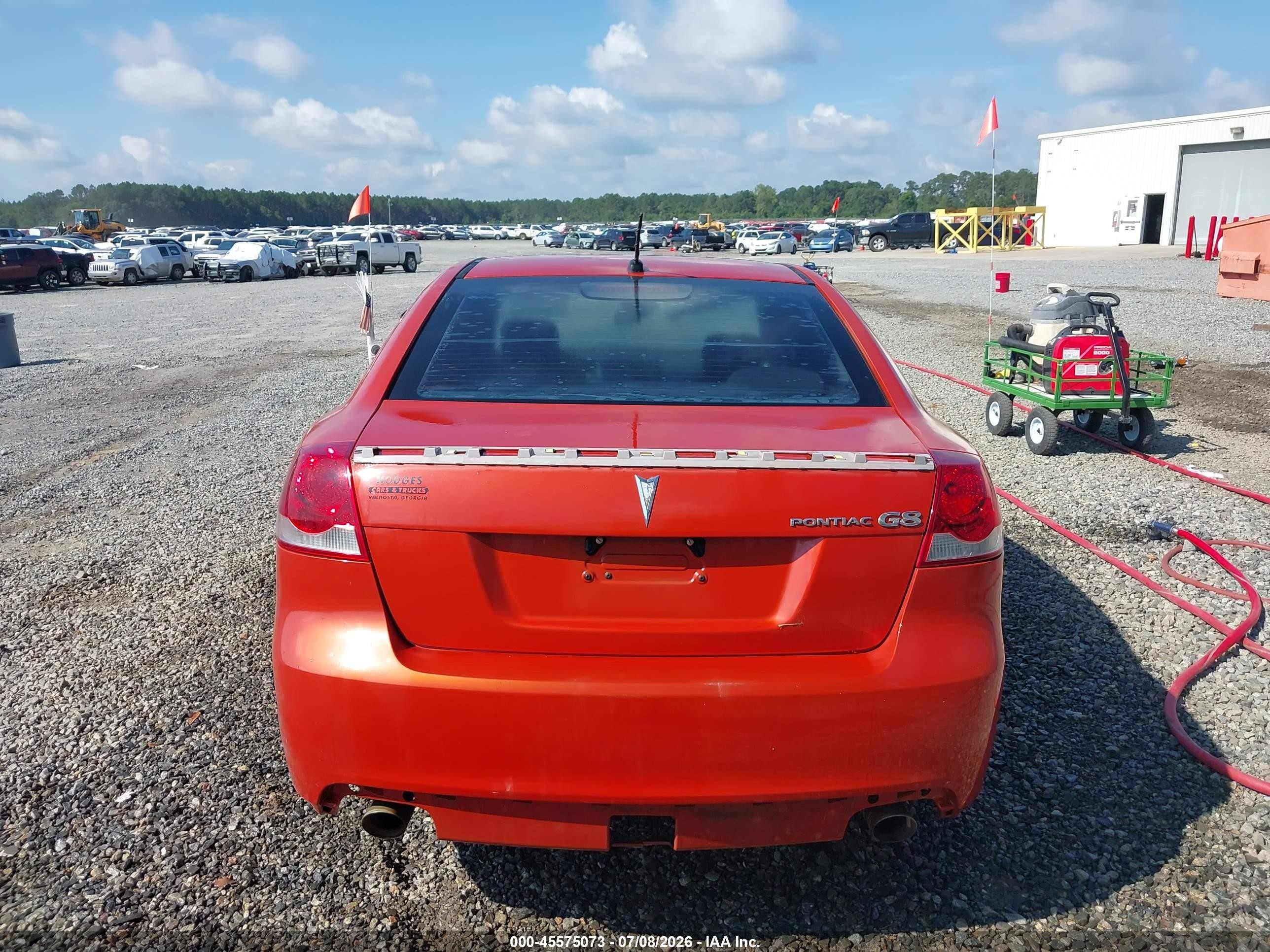 2008 Pontiac G8   Orange vin: 6G2ER57778L125364