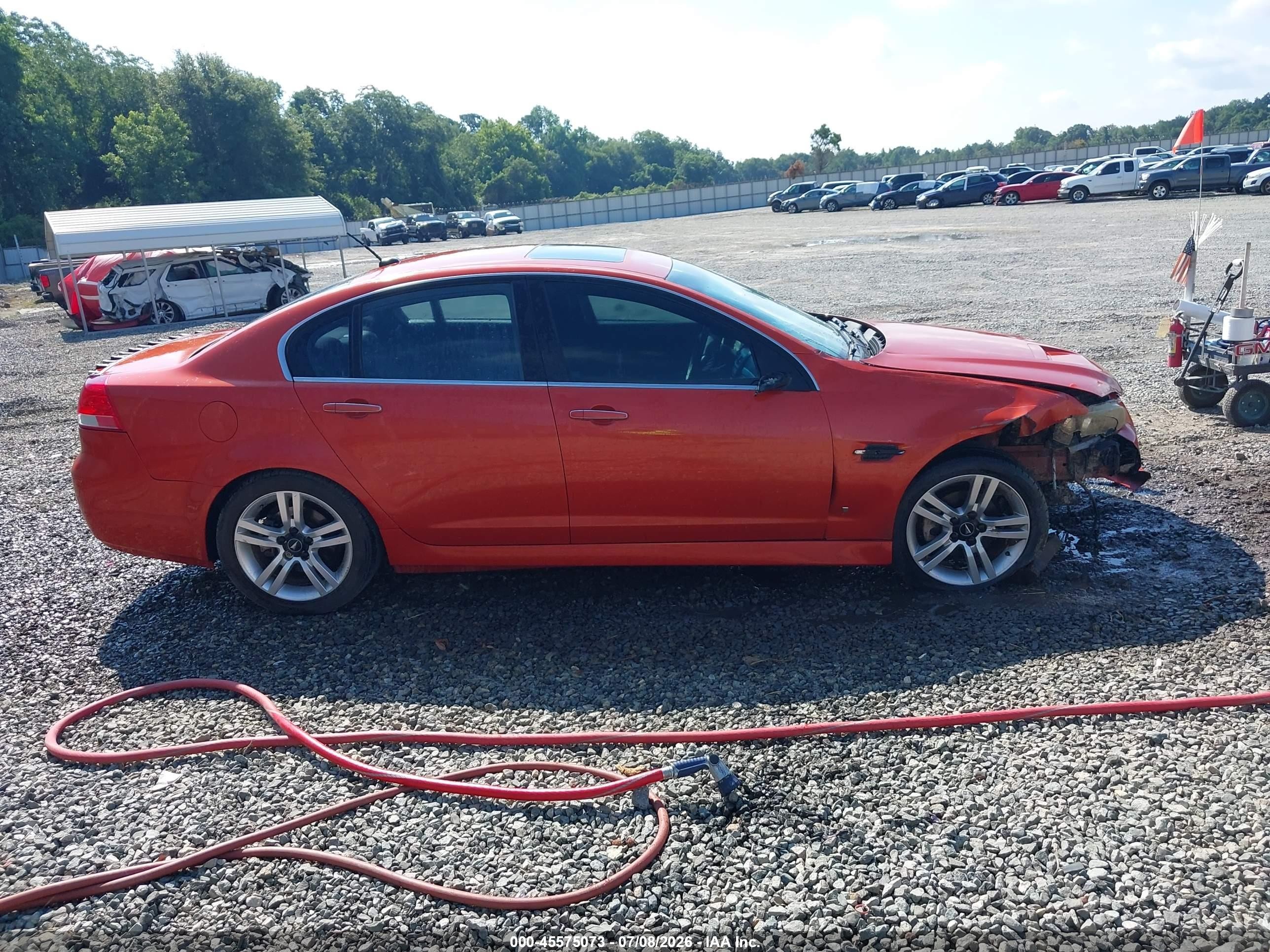 2008 Pontiac G8   Orange vin: 6G2ER57778L125364