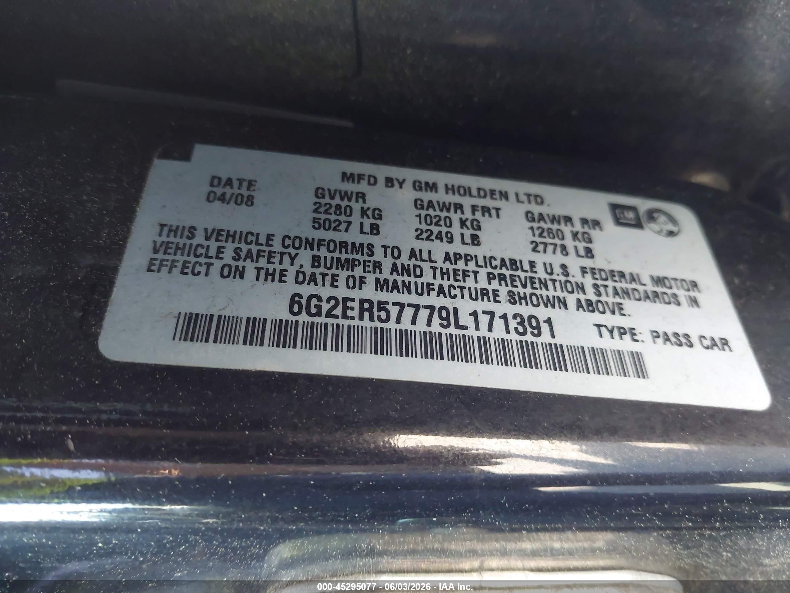 2009 Pontiac G8   Black vin: 6G2ER57779L171391